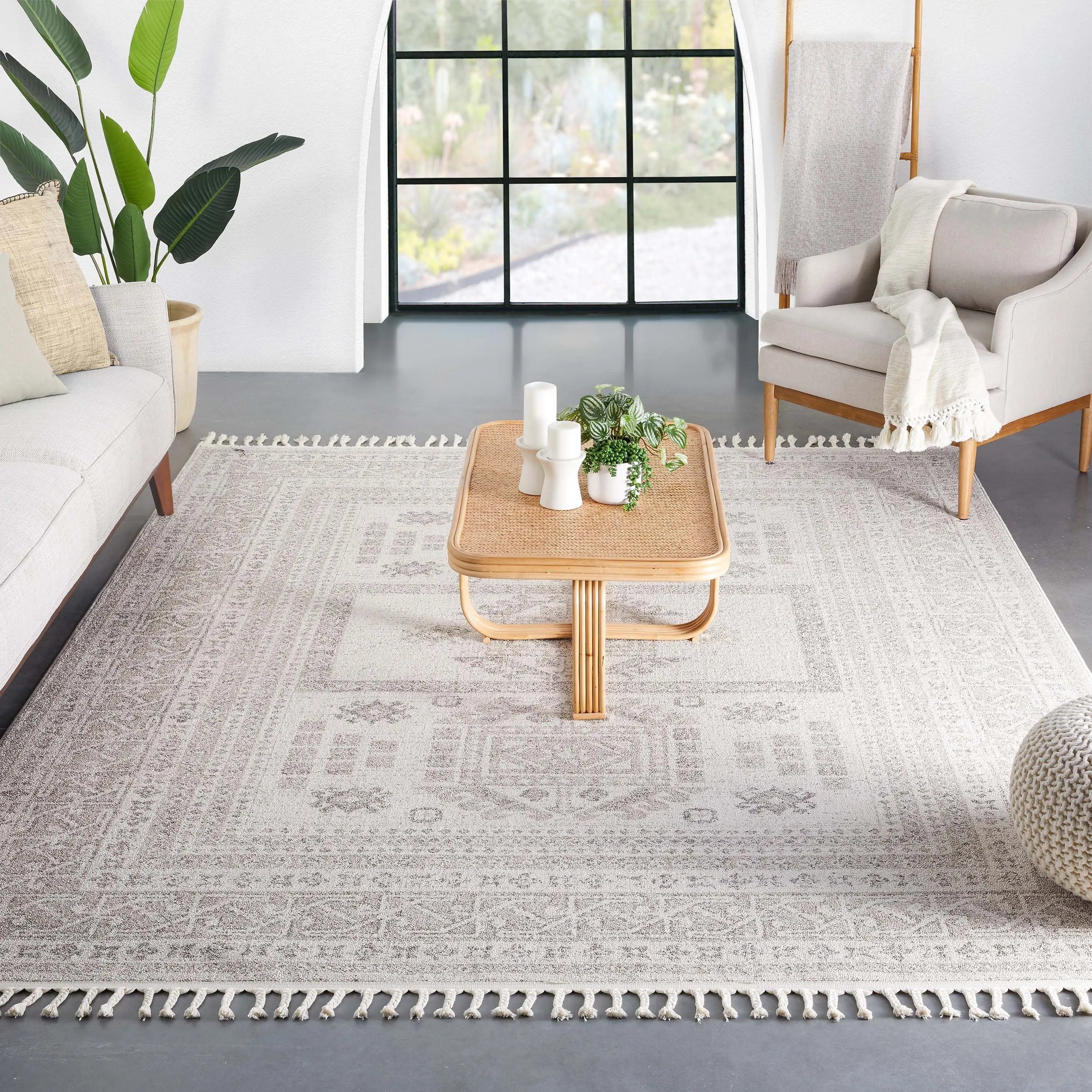 Carina Tribal Medallion Beige Kilim-Style Rug、mySite、gigharbornorthrealestate