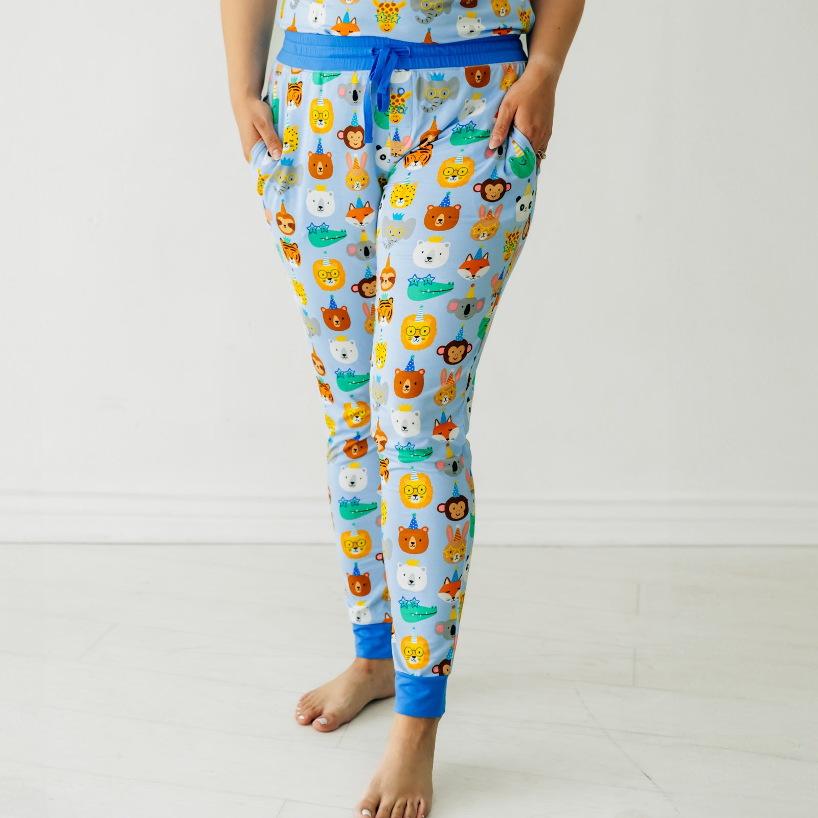 Blue Party Pals Women's Pajama Pants、mySite、g9winljtr