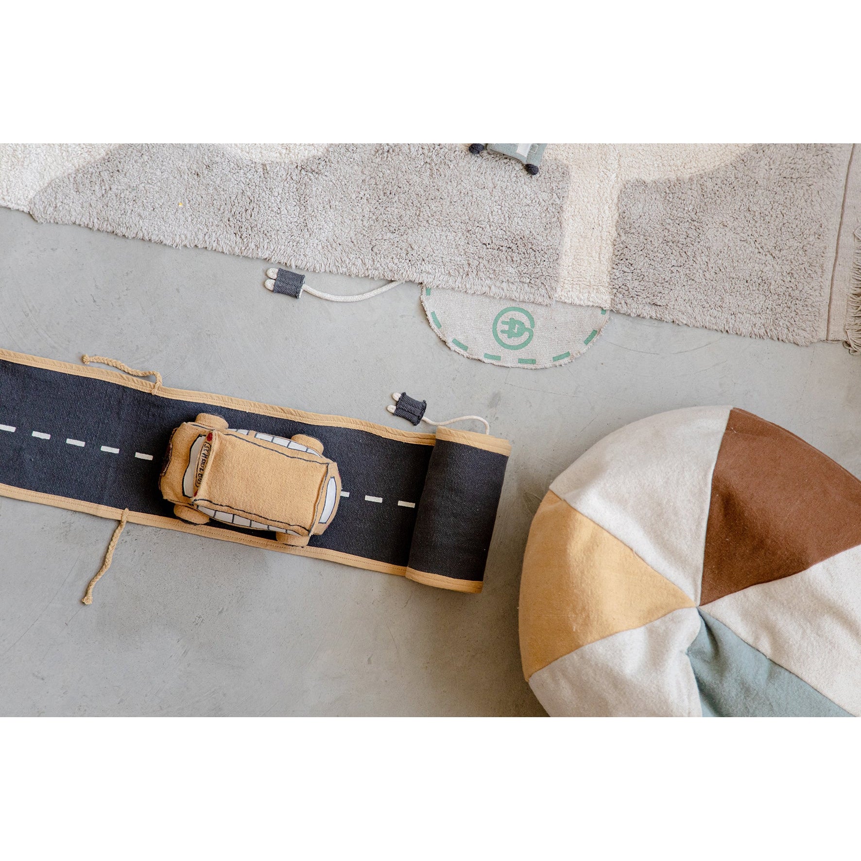 Eco-City Ride & Roll School Bus Set、mySite、gigharbornorthrealestate