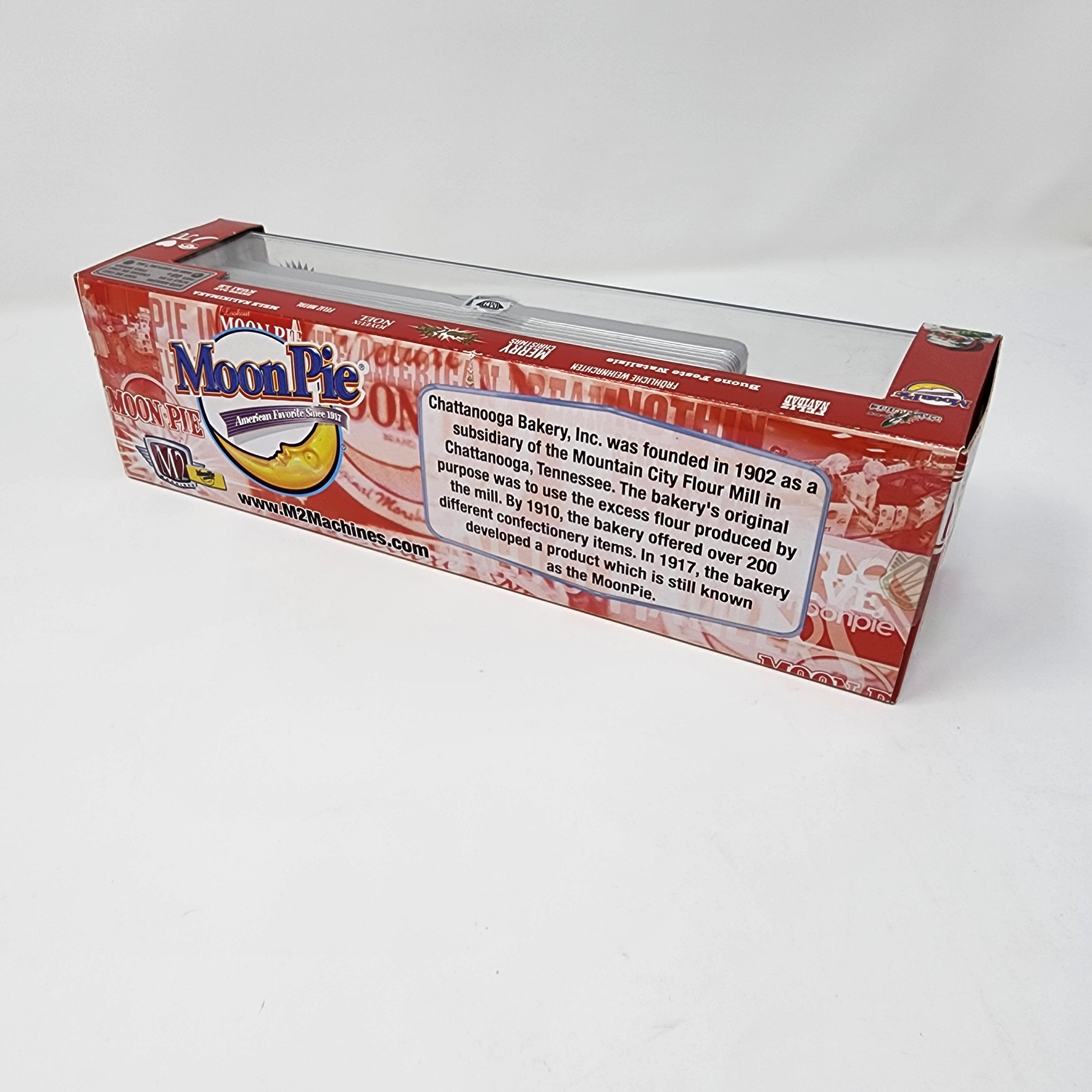 1960 Ford C600 & 1949 Studebacker 2R Truck * M2 Machines Merry Christmas Moon Pie、mySite、hgirdovlk