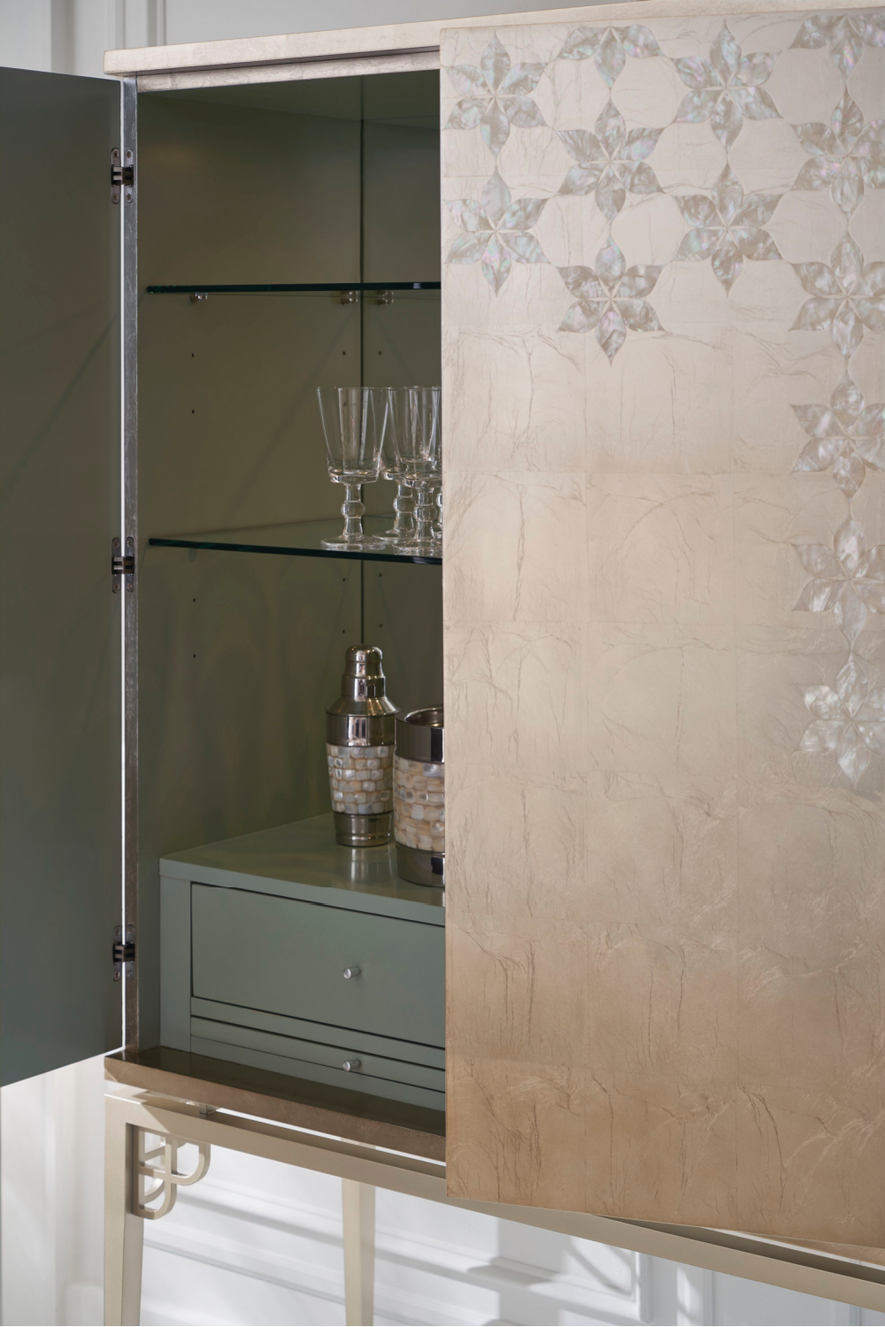 Silver Leaf Bar Cabinet | Caracole Oleander、mySite、neckold