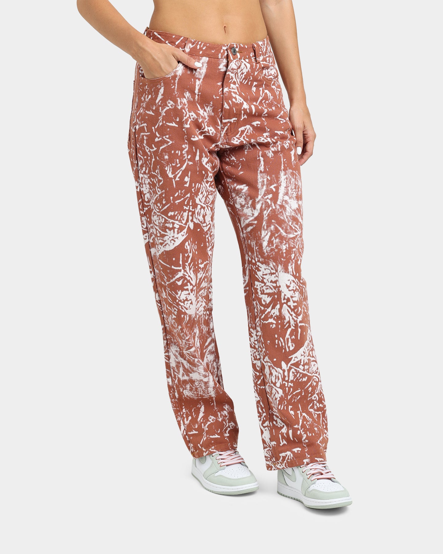 {product_title} - {shop_name}