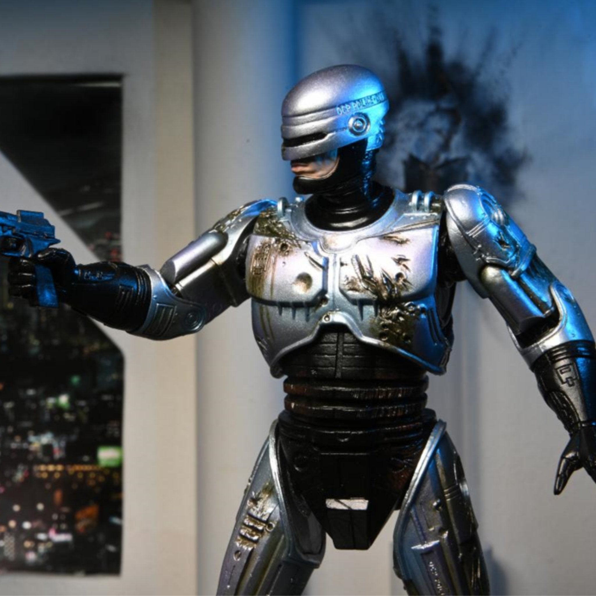 NECA Ultimate Battle Damaged RoboCop with Chair、mySite、hgirdovlk