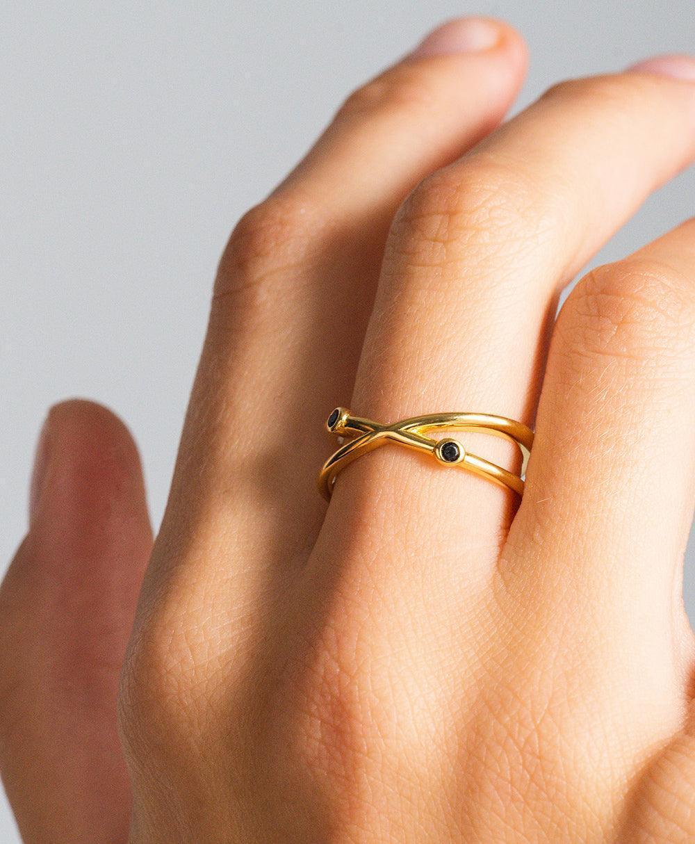  Isla Ring Black 18ct Gold Plated