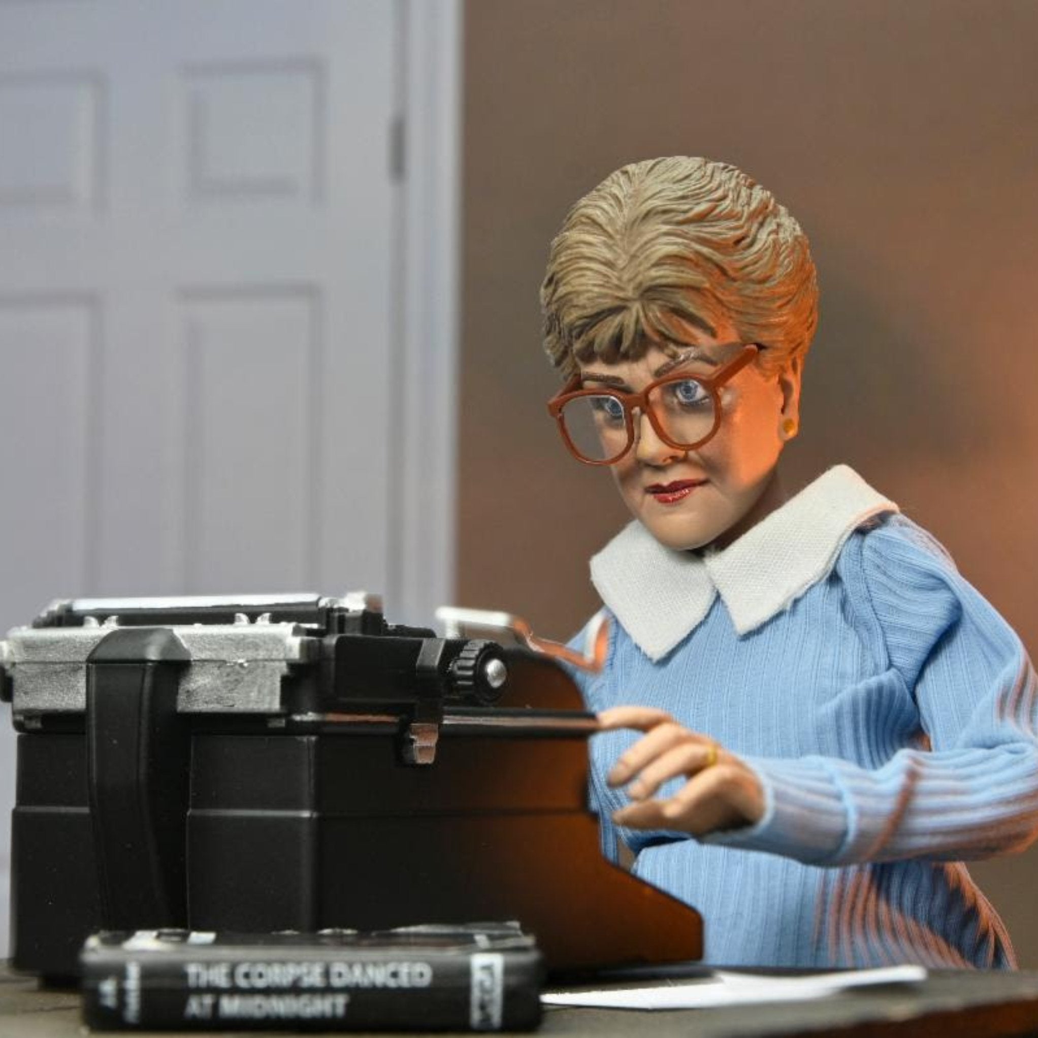NECA Murder She Wrote Jessica Fletcher (8 Scale)、mySite、hgirdovlk