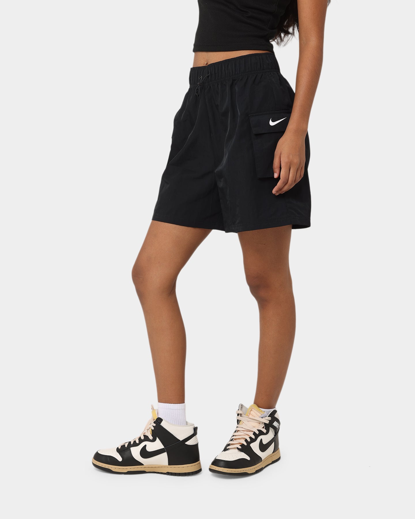 Nike Women's Nike Essential Woven High-Waisted Shorts Black/White、mySite、zt4zffjzw