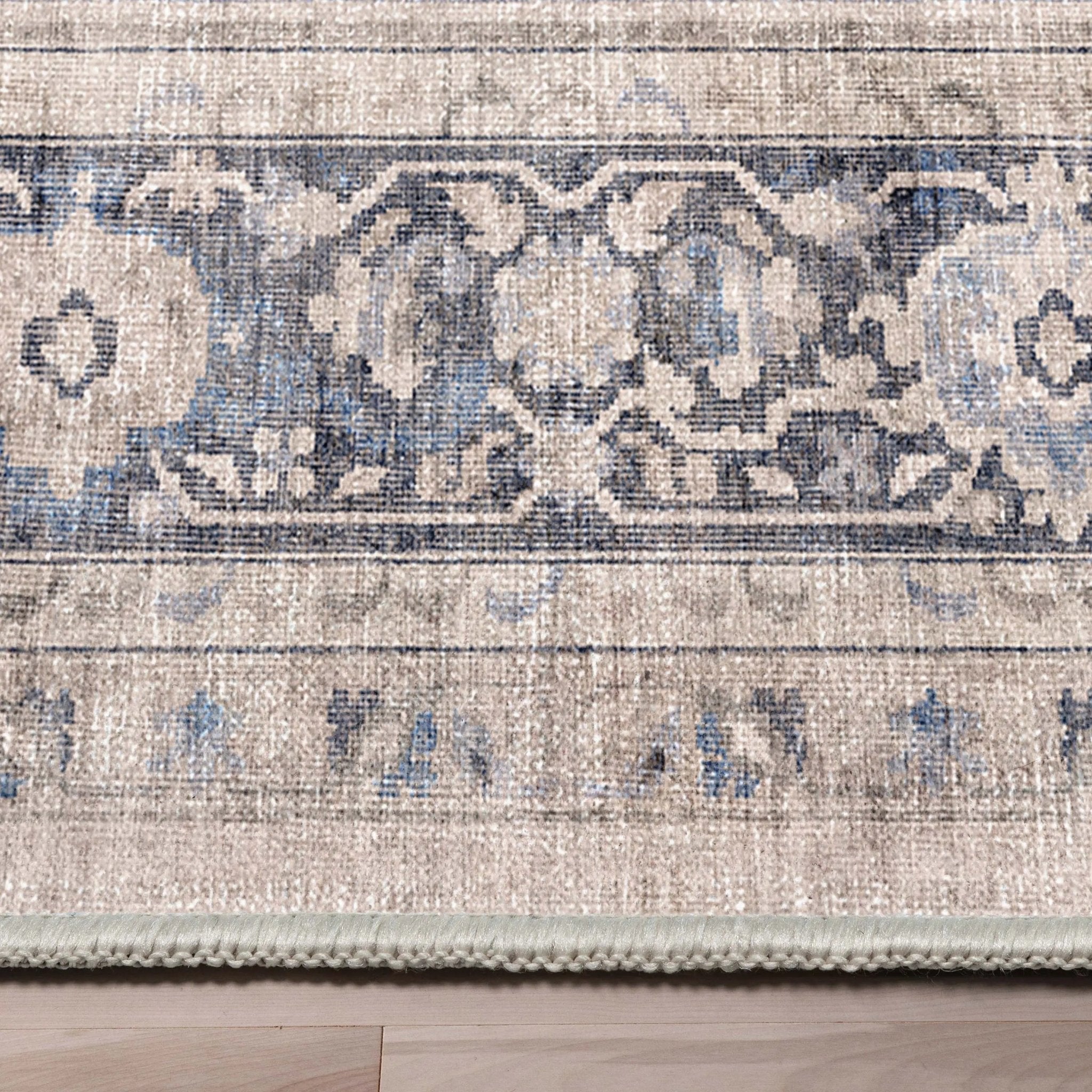 Tirana Vintage Medallion Oriental Flat-Weave Rug、mySite、gigharbornorthrealestate