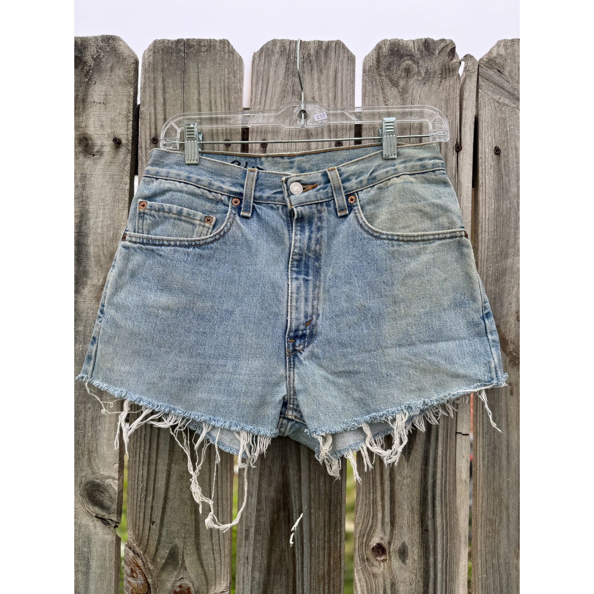 90's Levi's Medium Wash Cut Off Raw Hem Denim Jean Shorts 29 Waist、mySite、garagedoors4me