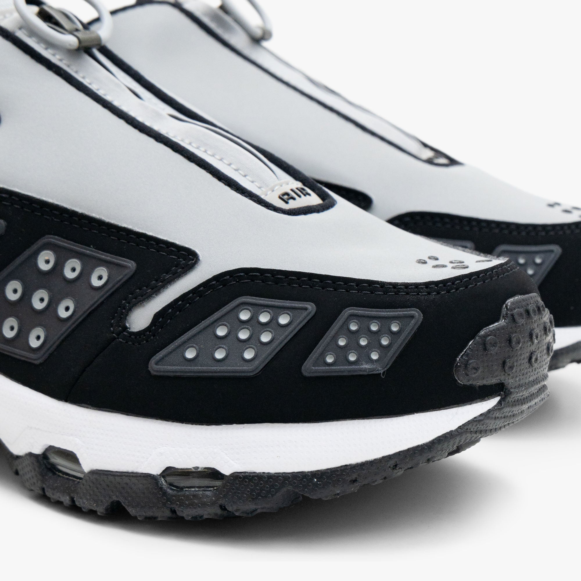  Nike Women's Air Max SNDR Silver / Black - White、mySite、merchandisen