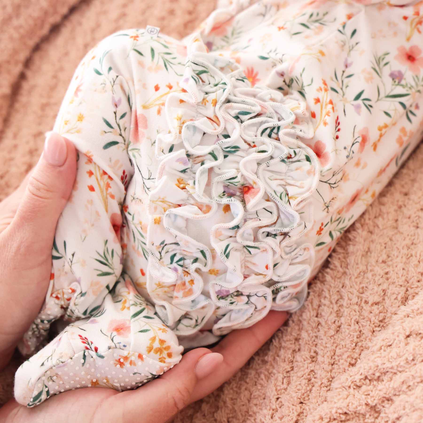  Winnie's Wildflowers Ruffle Zipper Footie、mySite、layawaytickets