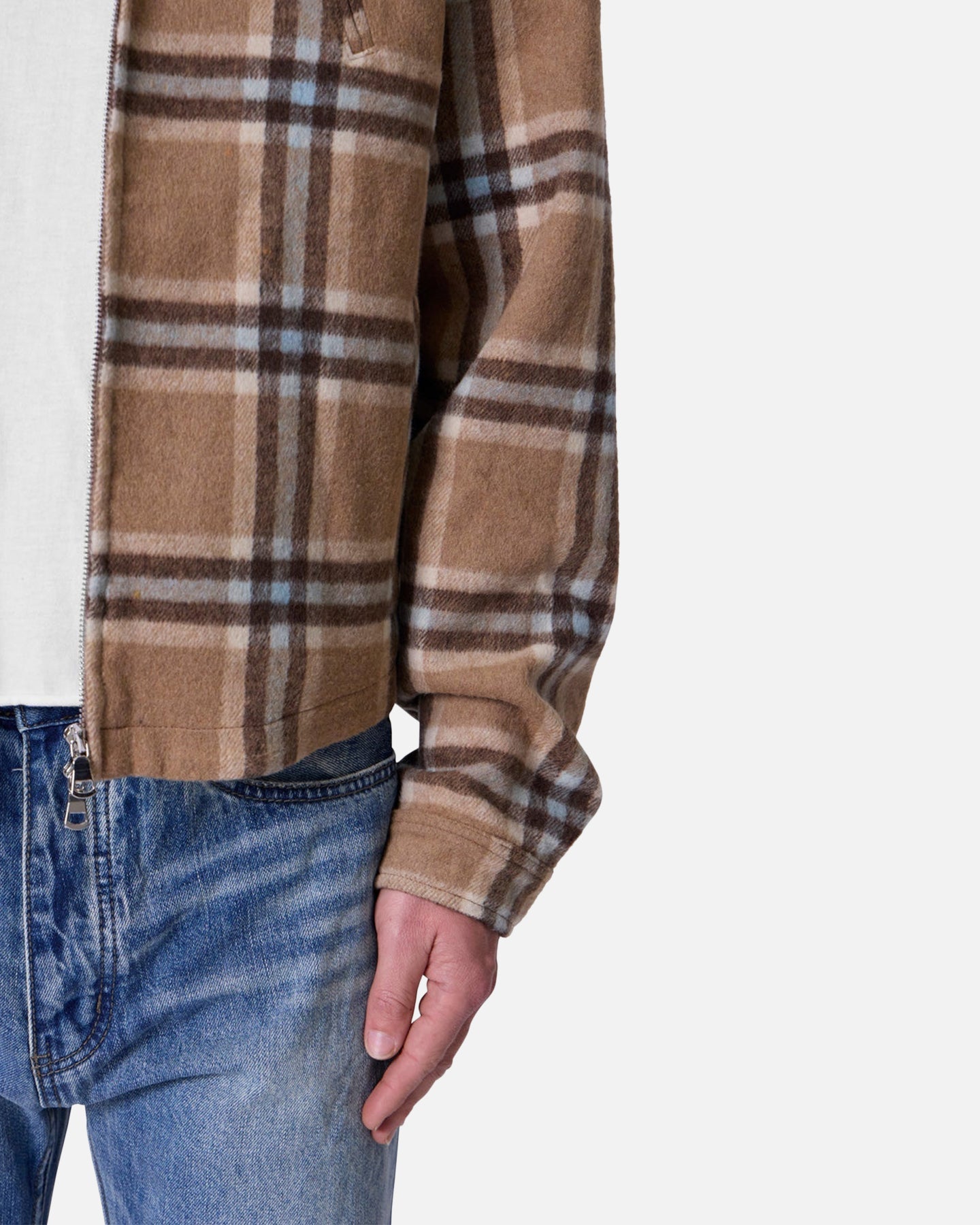 {product_title} - {shop_name}