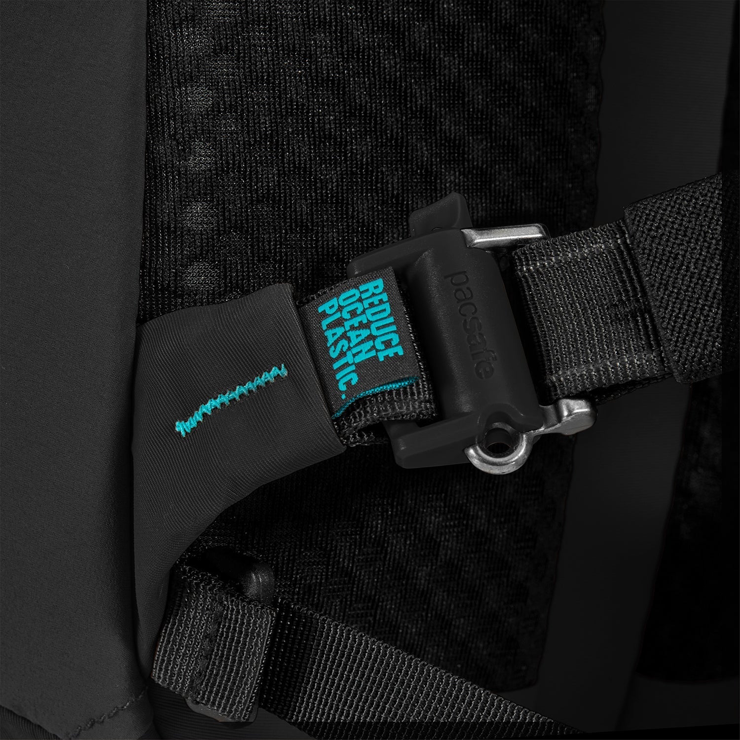 Pacsafe® ECO 18L anti-theft backpack、mySite、garagedoors4me