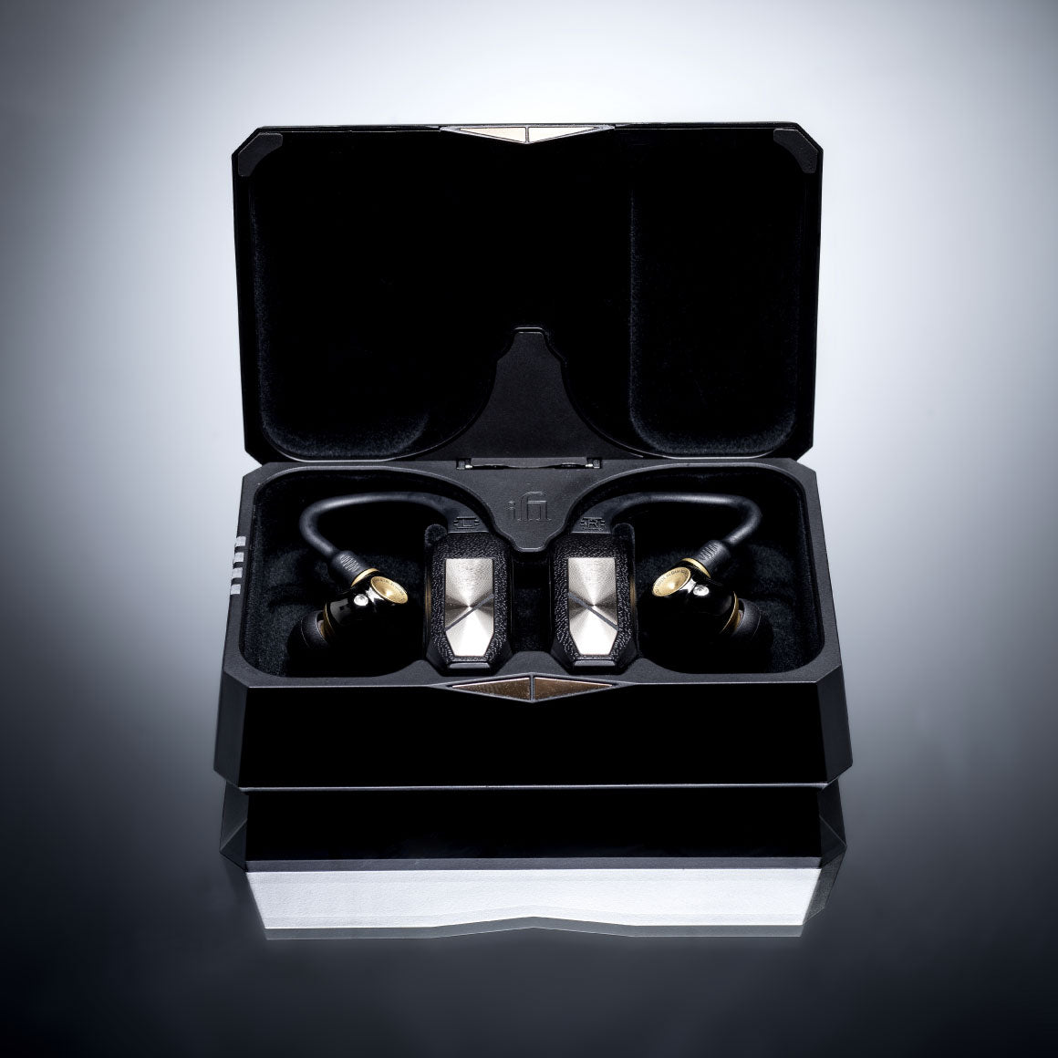  iFi Audio - GO Pod、mySite、merchandisen