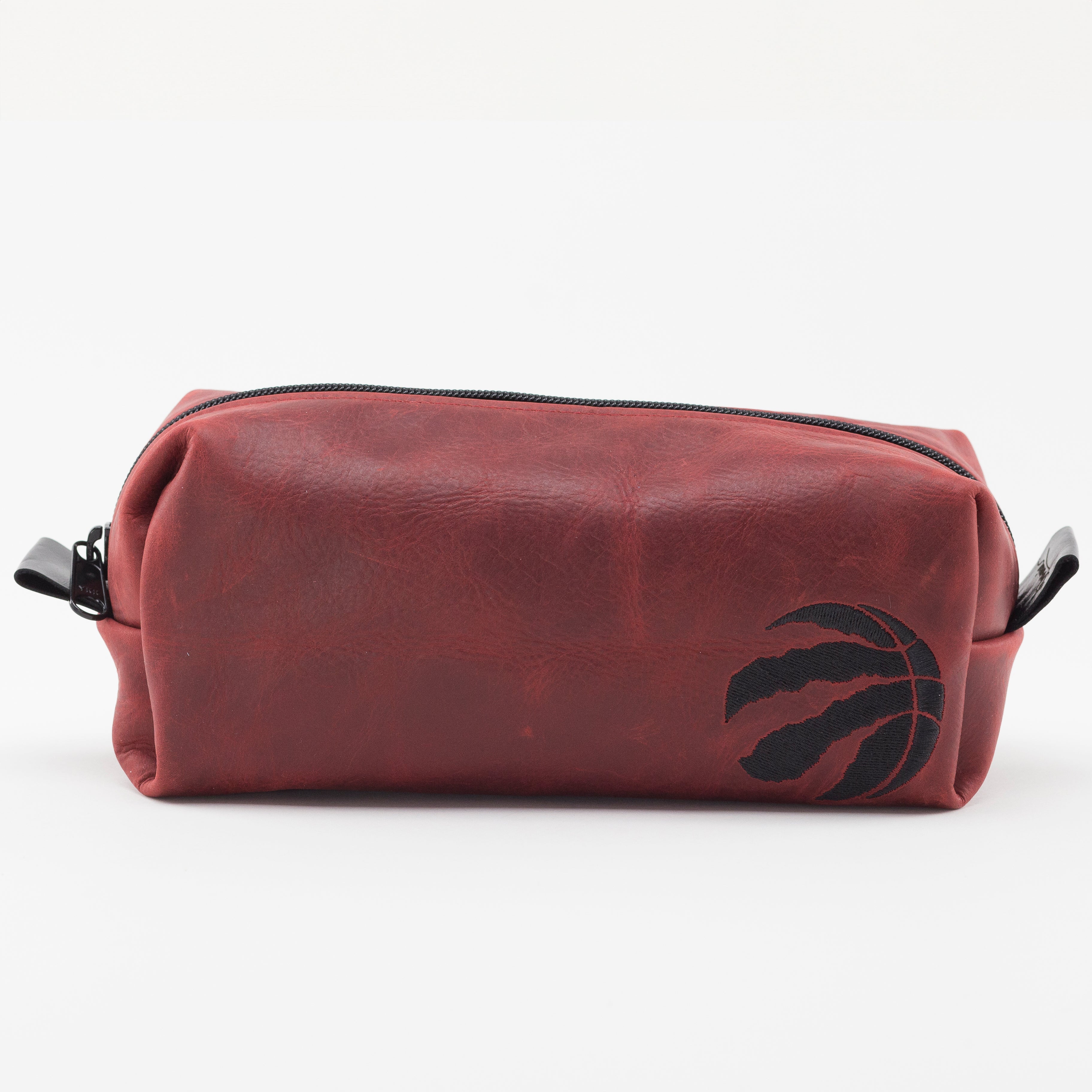 Part Logo Leather Shave Kit