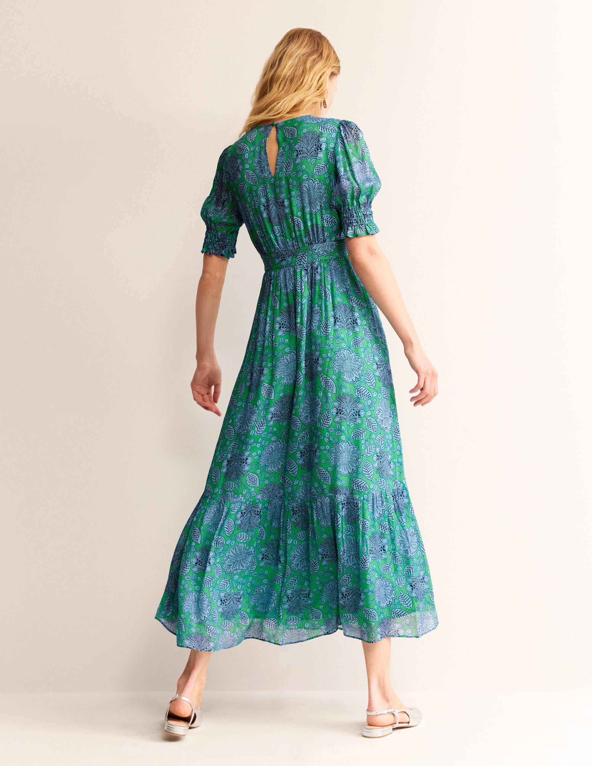  Smocked Cuff Maxi Dress-Ming Green, Gardenia Swirl、mySite、ashleygrahame