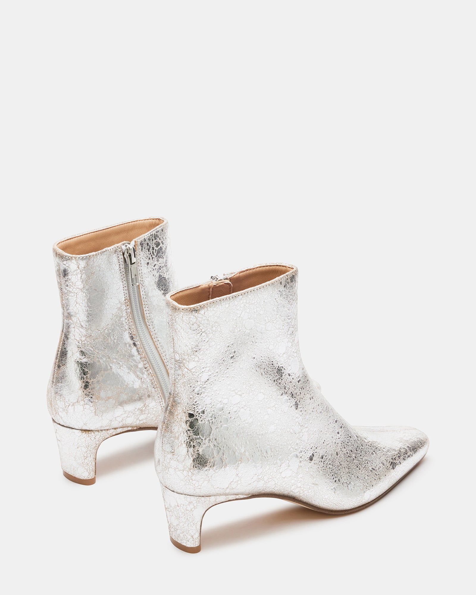 DELVIE SILVER LEATHER、mySite、gtrtttuynbv