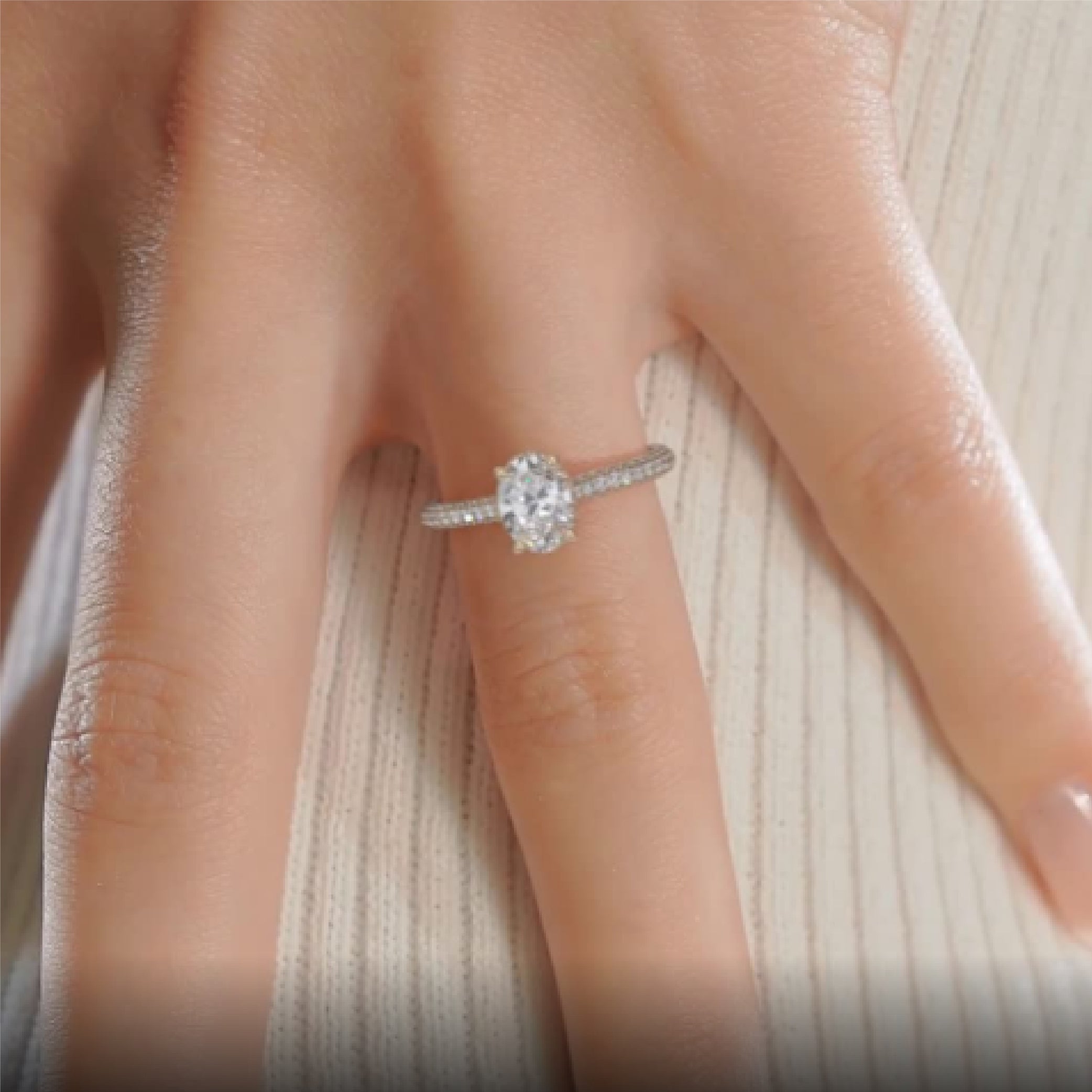 Rebecca Diamond Engagement Ring -18K Yellow Gold、mySite、hinf8tx79