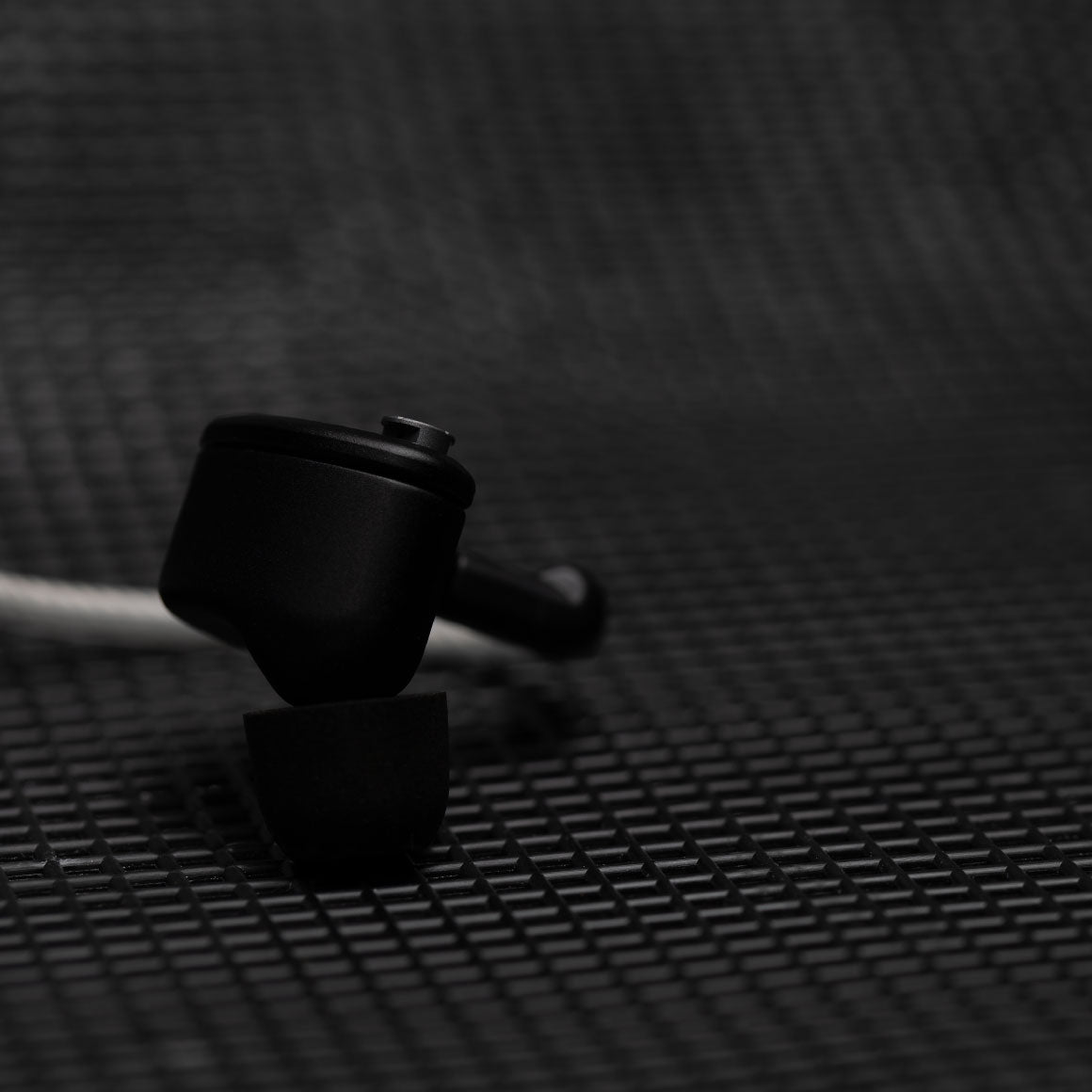  64 Audio - U18s、mySite、merchandisen