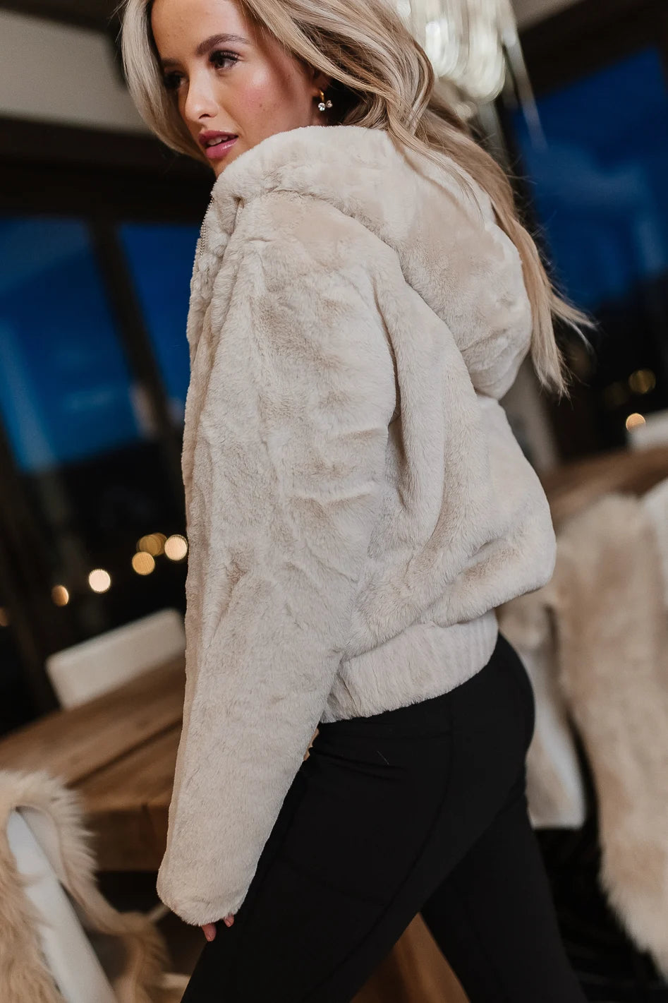 {product_title} - {shop_name}