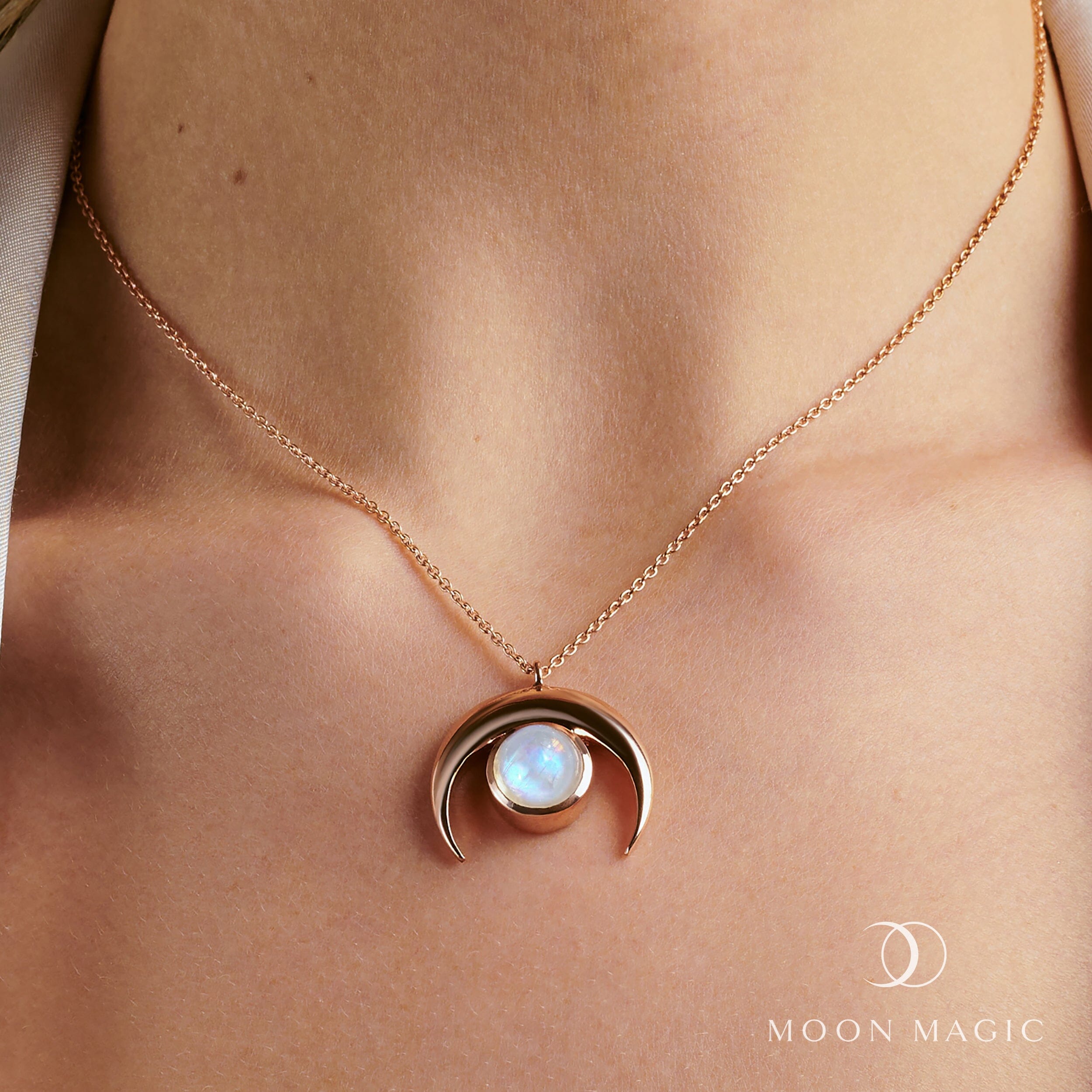 Moonstone Necklace - Crescent Moon、mySite、hinf8tx79