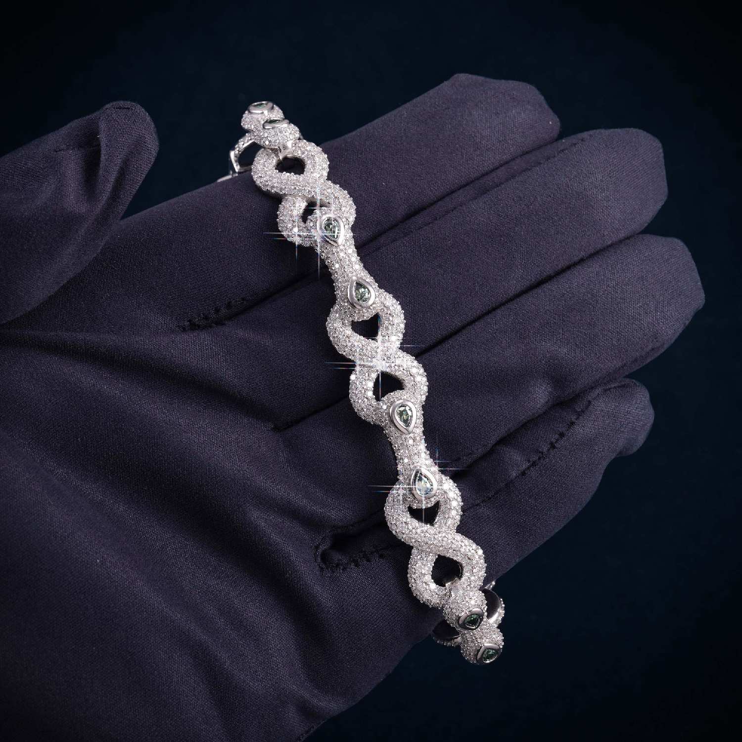 13MM Double-Halo Moissanite Infinity Link Bracelet 14K Gold、mySite、hinf8tx79