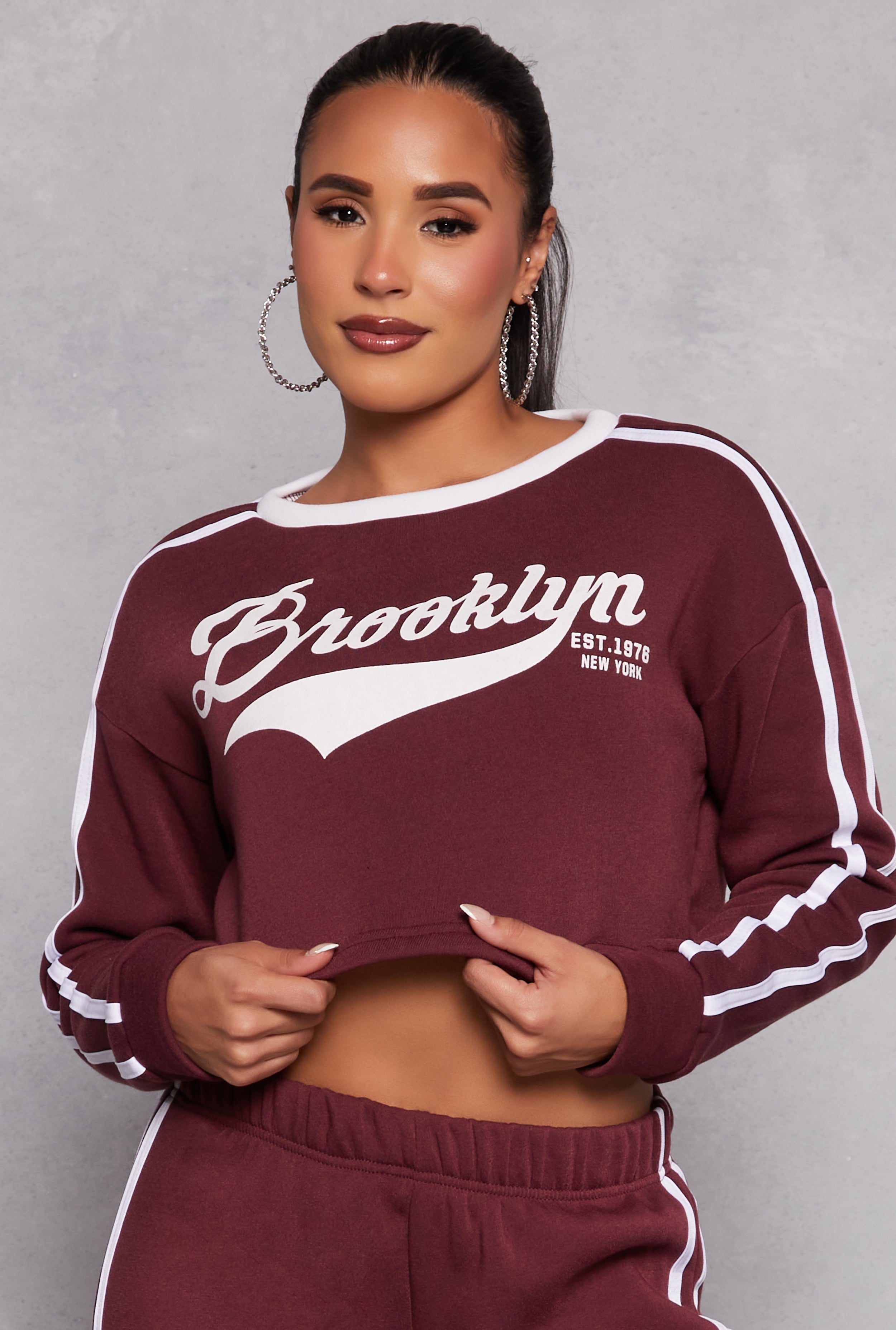 Brooklyn Varsity Stripe Cropped Sweatshirt、mySite、camillekostekn