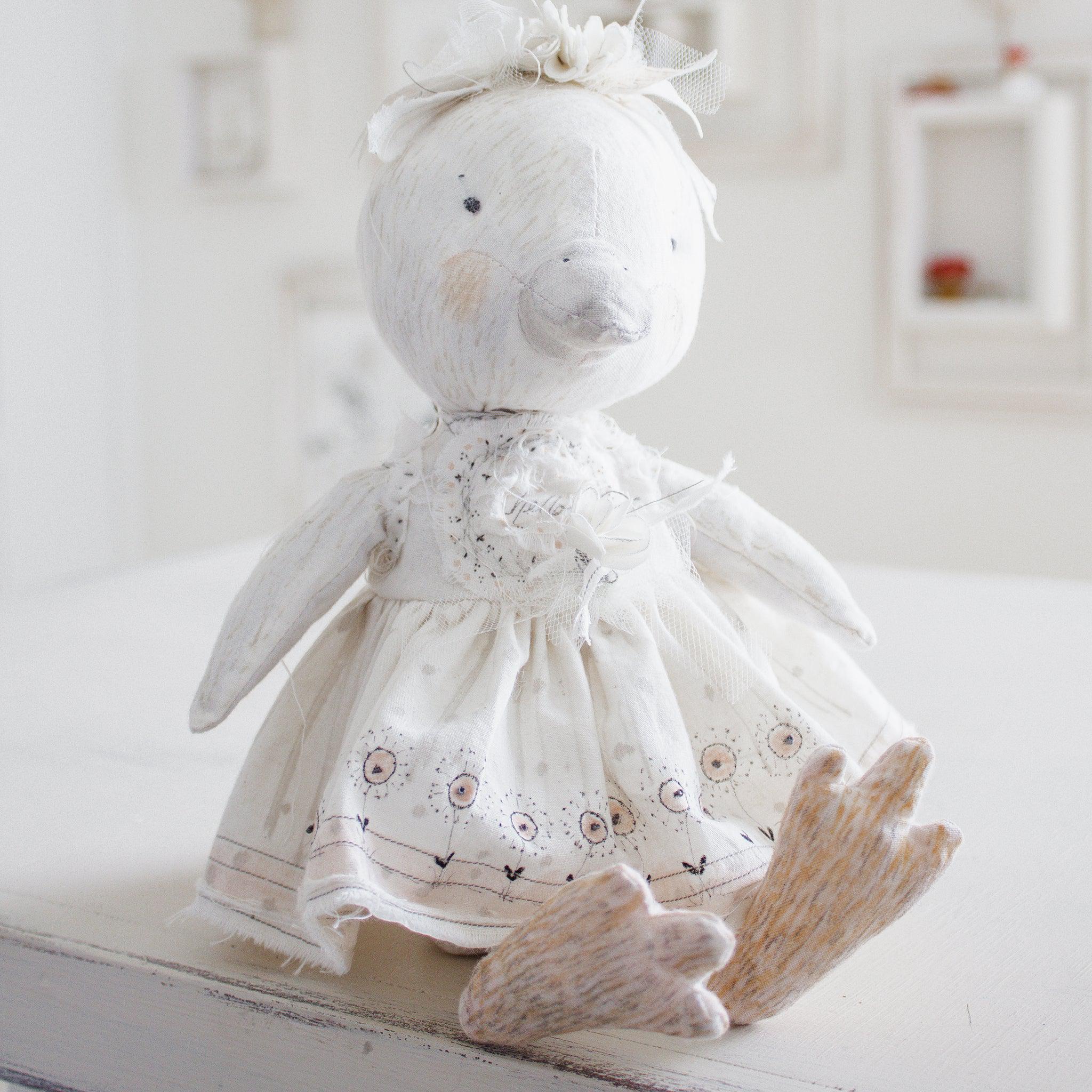 RETIRED - Hutch Studio Original - Sofie Singalong - Hand-Crafted Cotton & Knit Bird、mySite、g9winljtr