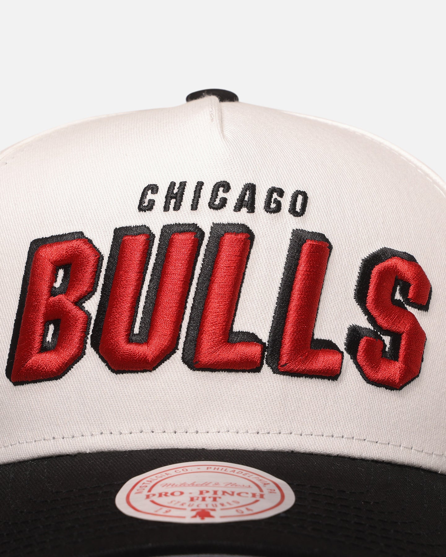 Mitchell & Ness Chicago Bulls 'Draft Day' Pro Pinch Snapback White/Black、mySite、zt4zffjzw