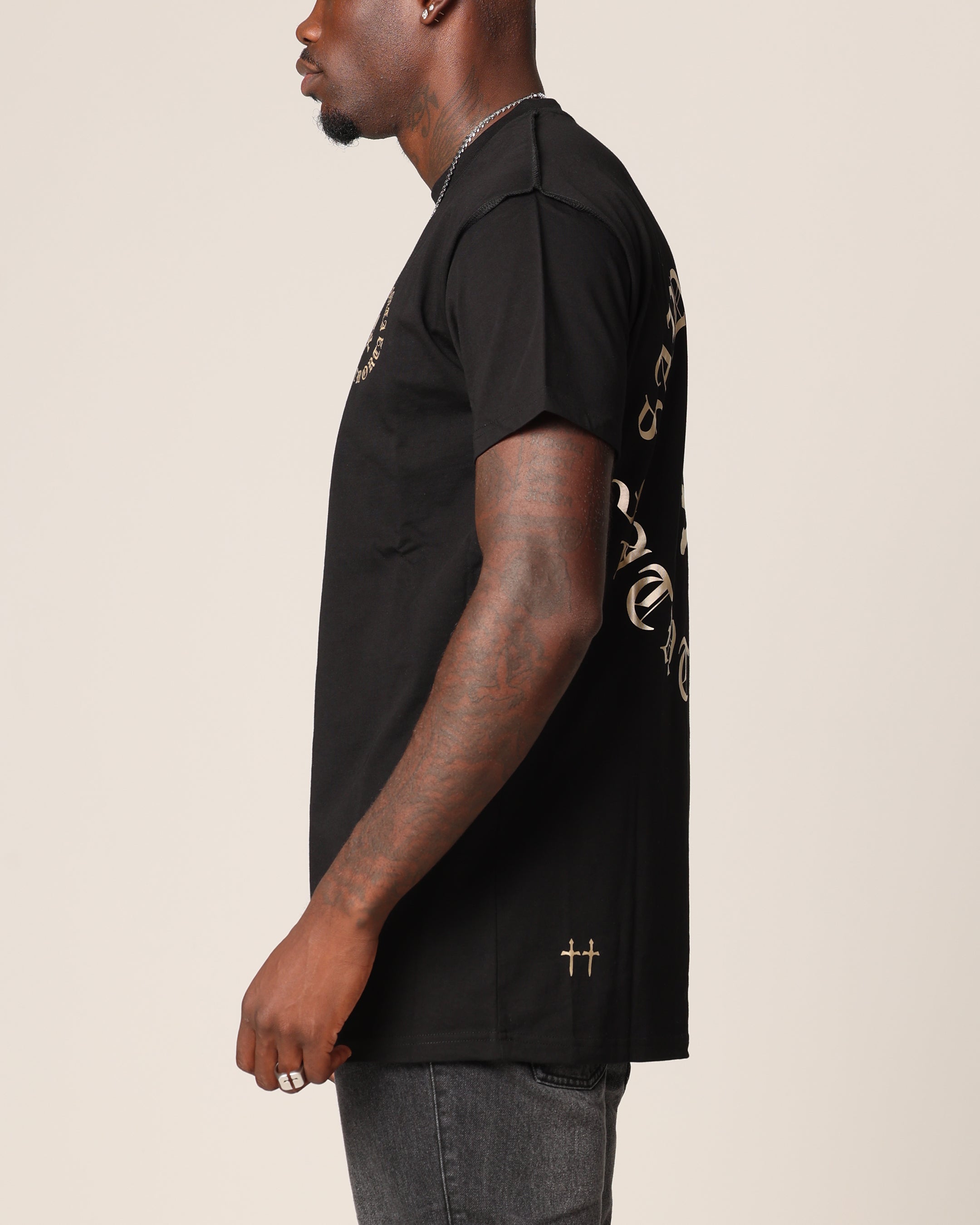 Saint Morta Ceremonies Lafayette T-Shirt Black/Gold、mySite、zt4zffjzw