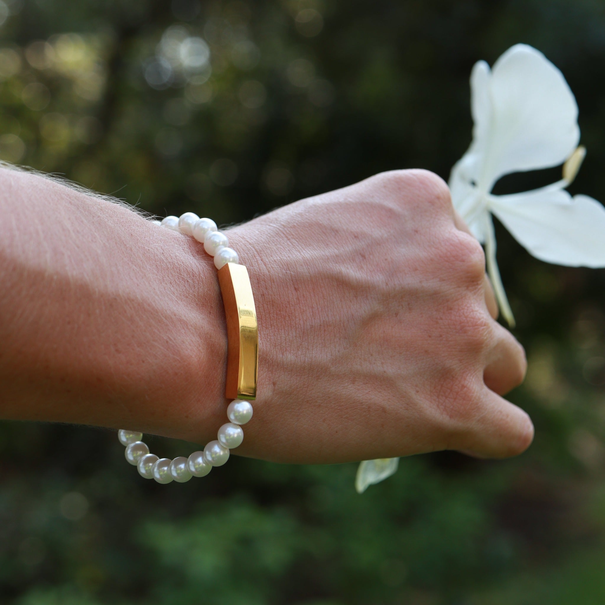 18K Gold PVD Stainless Steel Pearl Engravable Stretch Curved Bar Bracelet / SBB0321、mySite、dreamappss