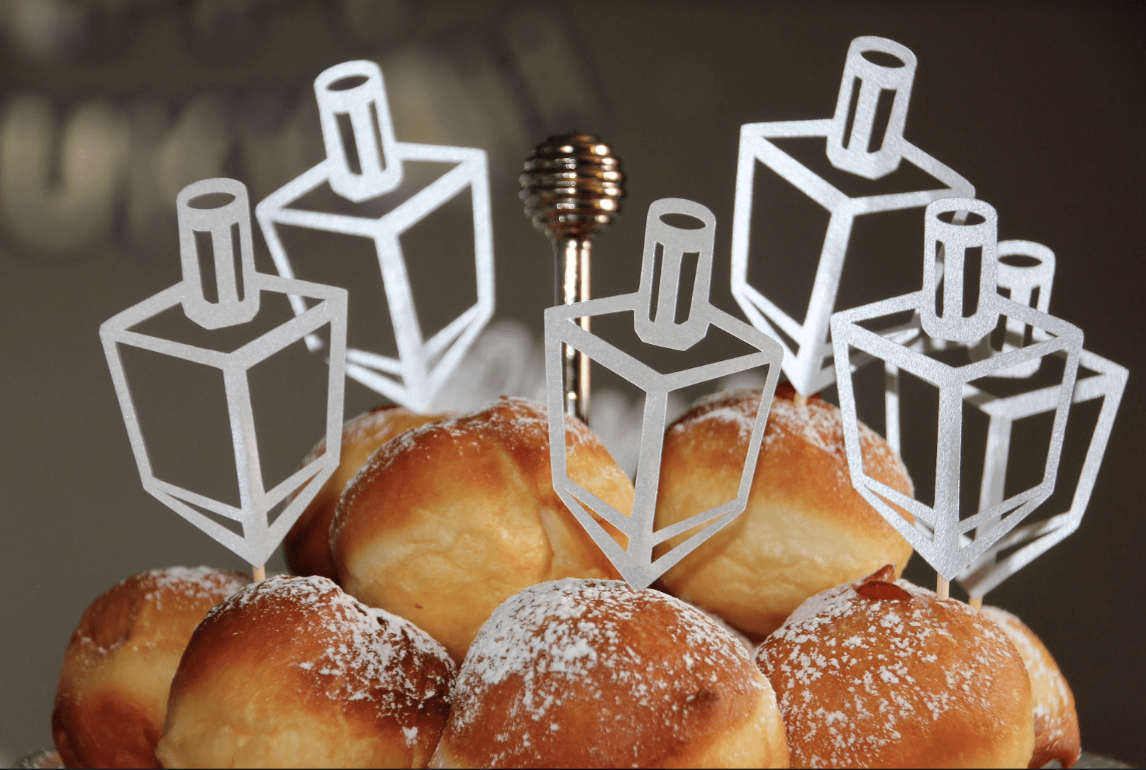 Dreidel Cupcake Toppers, Silver or Gold - Set of 12、mySite、topwebapps
