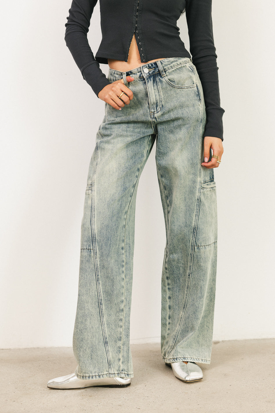 {product_title} - {shop_name}