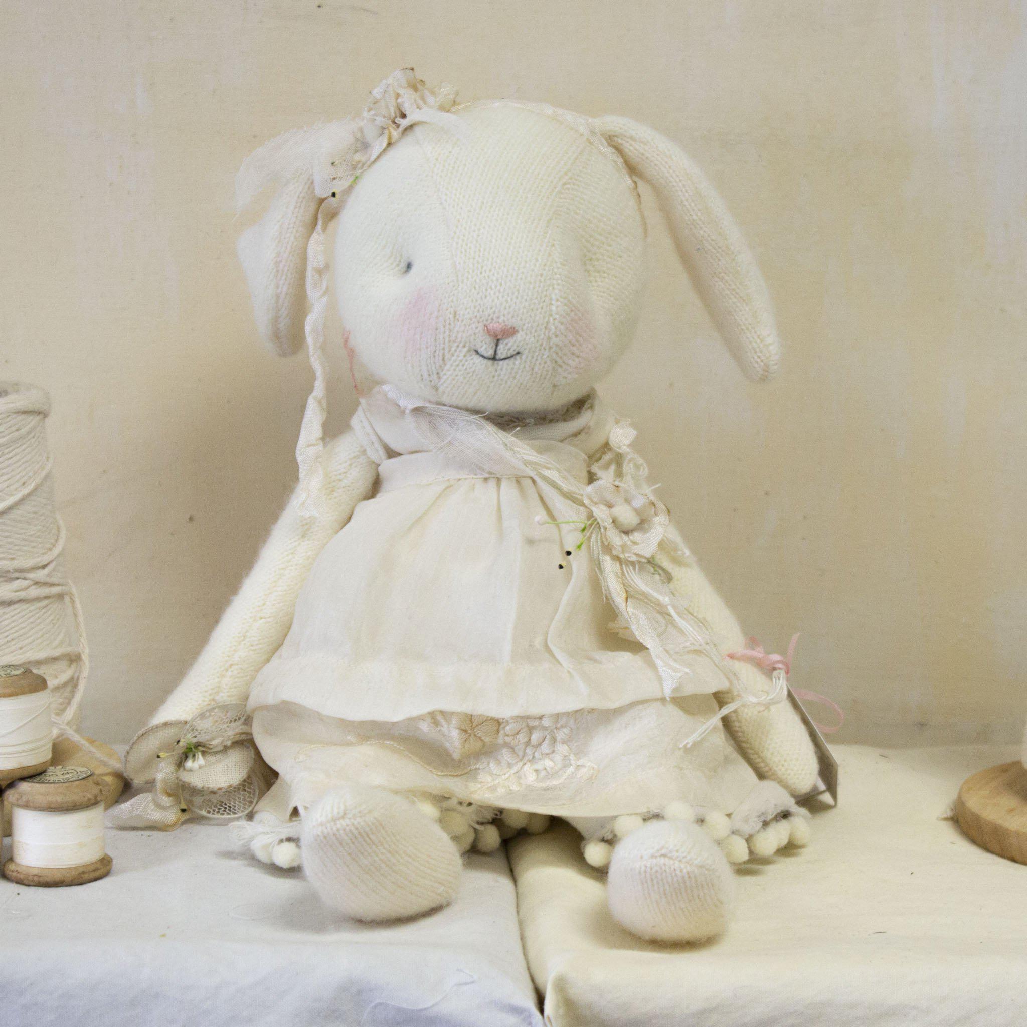 RETIRED - Hutch Studio - Little Posey - One Of A Kind Bunny、mySite、g9winljtr