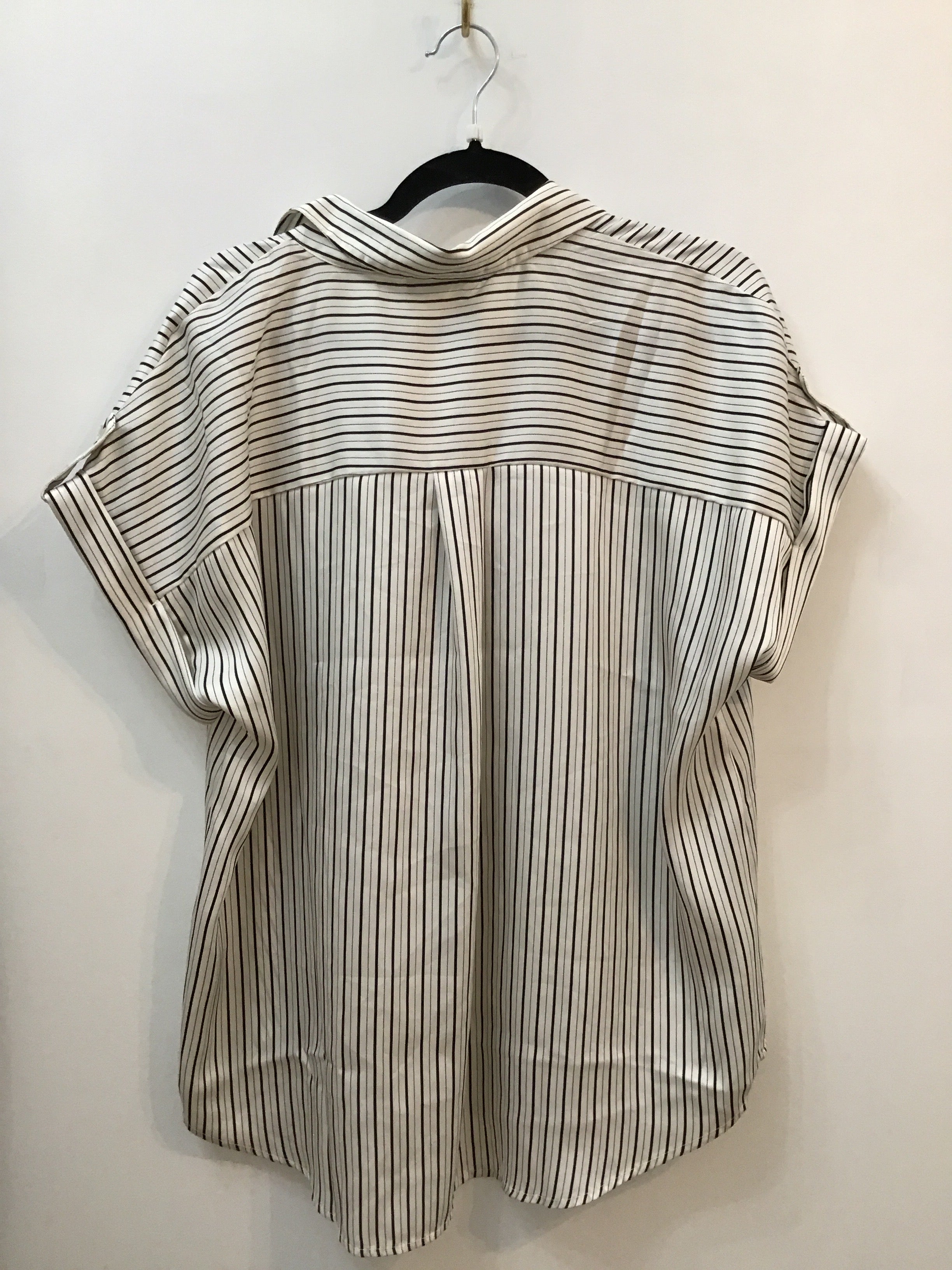 Tina's Striped Blouse、mySite、garagedoors4me