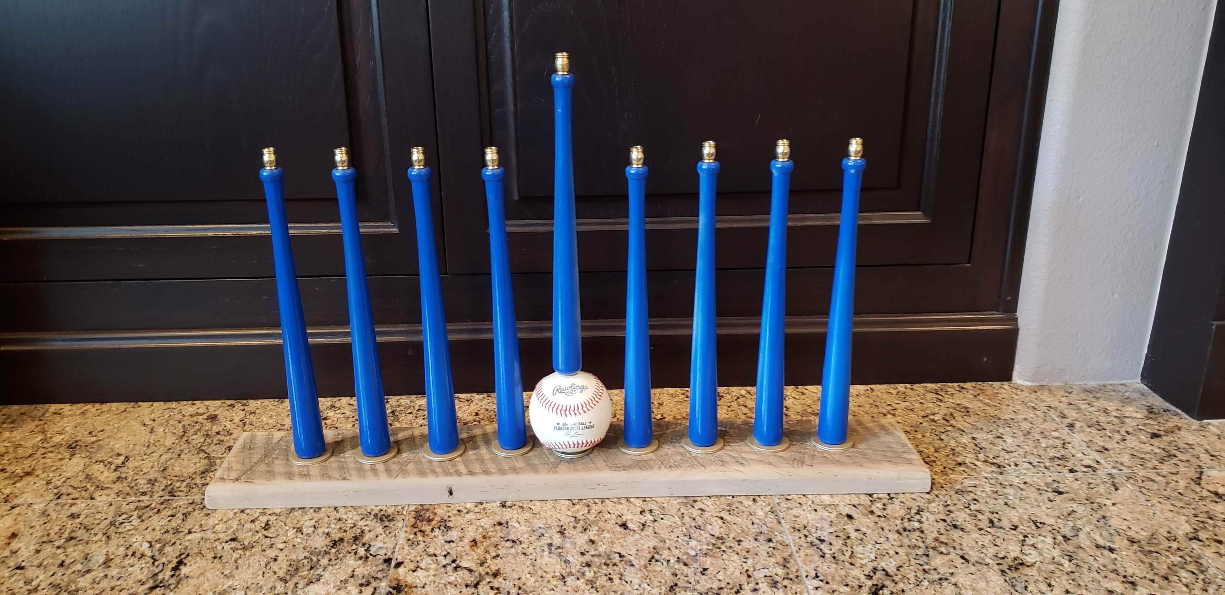 Colored Bat Baseball Menorah、mySite、topwebapps