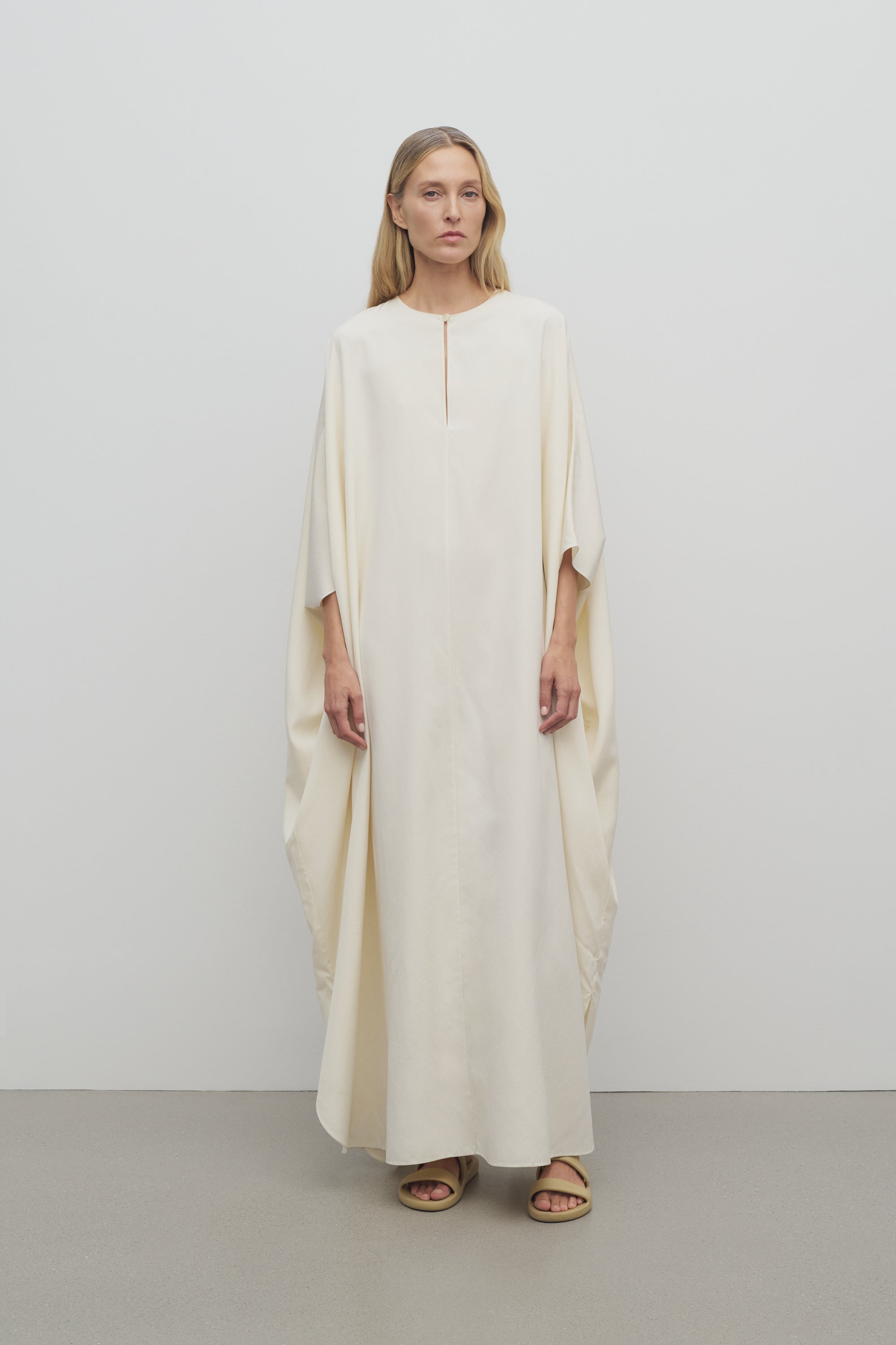 Nicas Dress in Silk、mySite、aoinhome