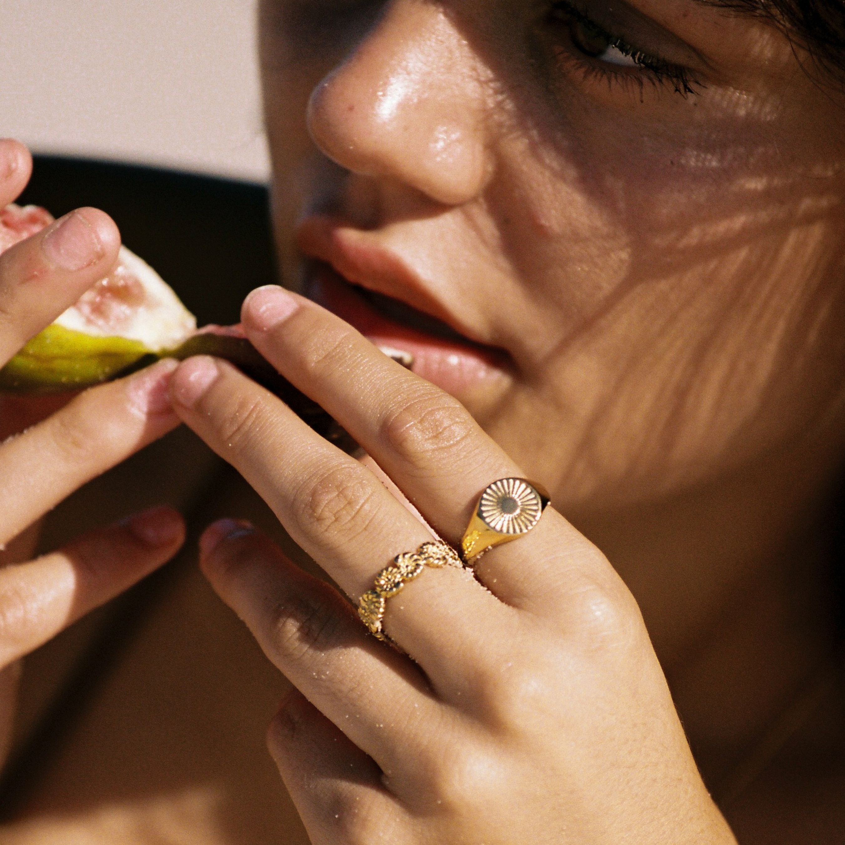 Isla Ring、mySite、hinf8tx79