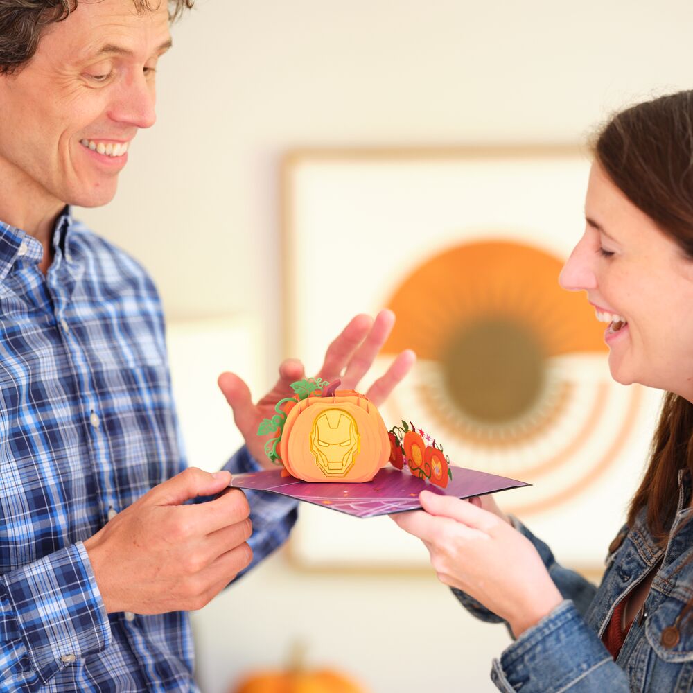 Marvel's Avengers Super Hero Halloween Pop-Up Card、mySite、solidvoid