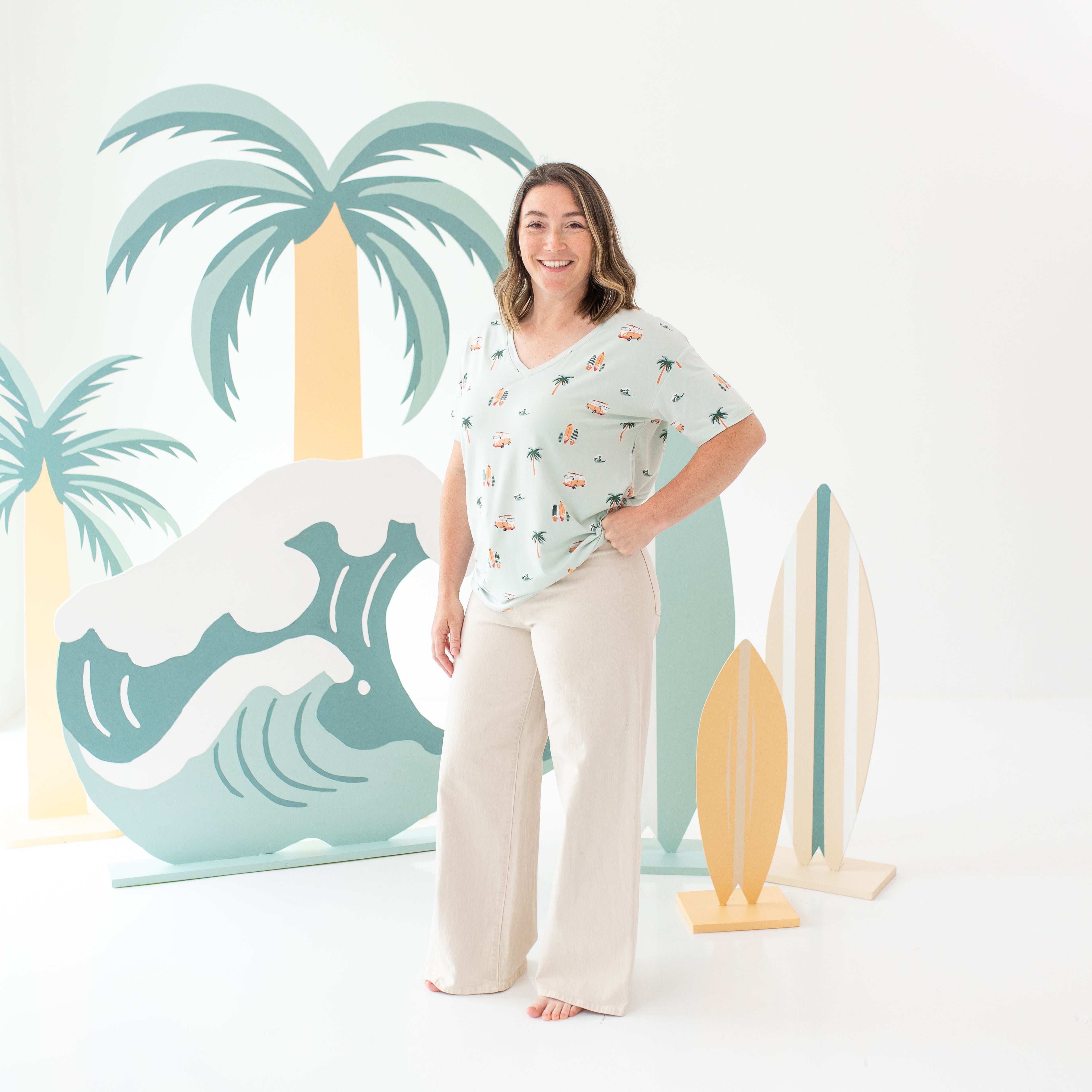  Women's Relaxed Fit V-Neck in Dew Surf、mySite、layawaytickets