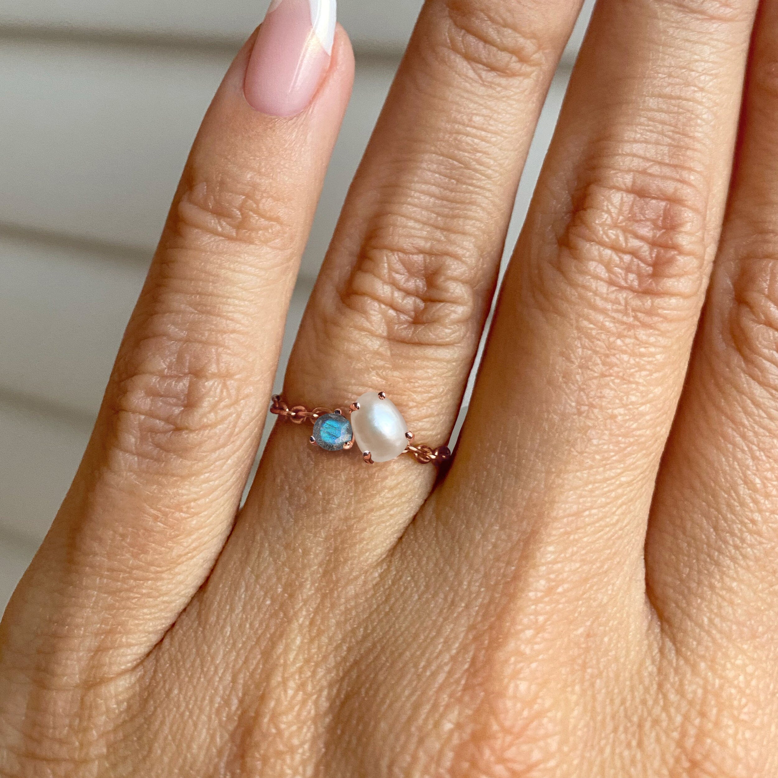Pearl Labradorite Adjustable Chain Ring - Nura、mySite、hinf8tx79