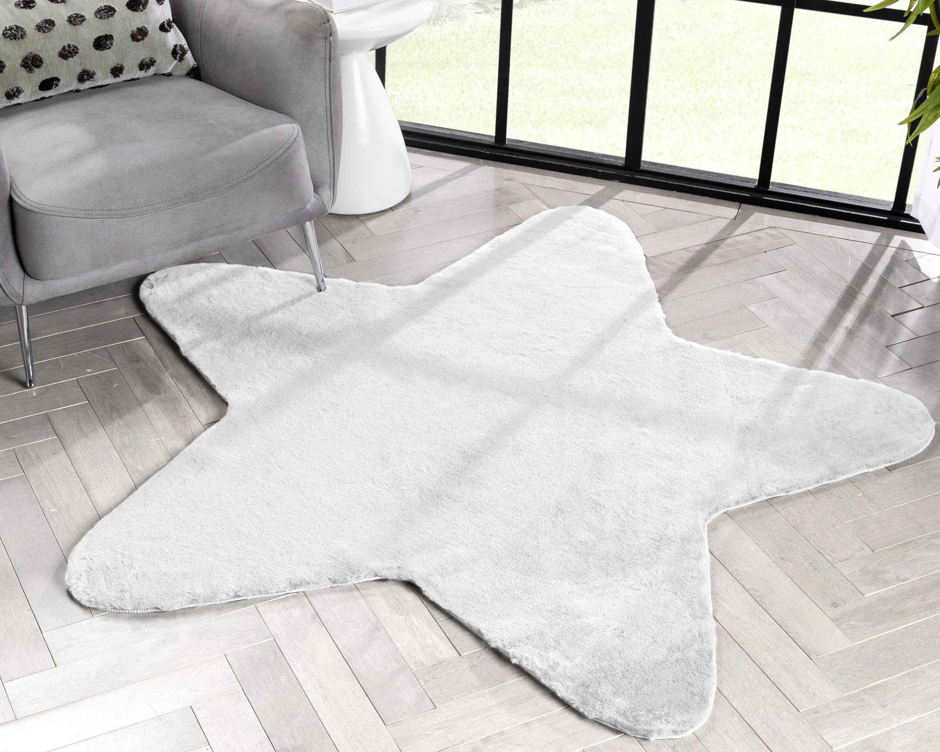 Crest Modern Glam Faux Fur Plush White Shag Rug、mySite、gigharbornorthrealestate