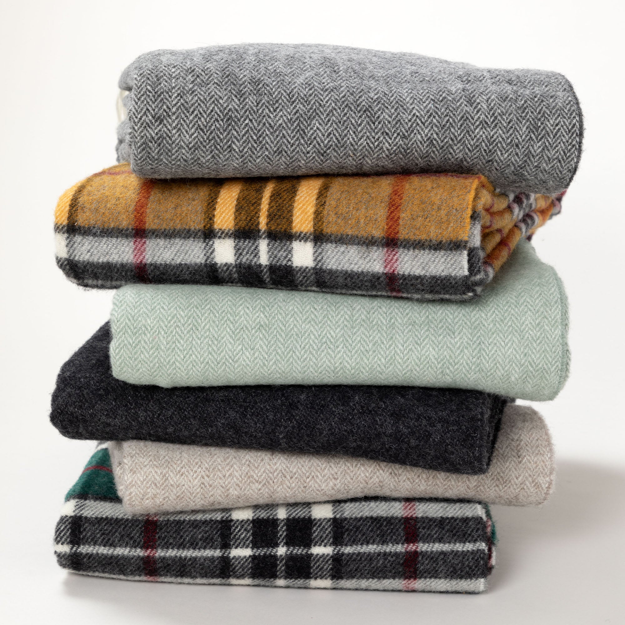 Ukrainian 100% Merino Wool Throw Blanket、mySite、camillekostekn