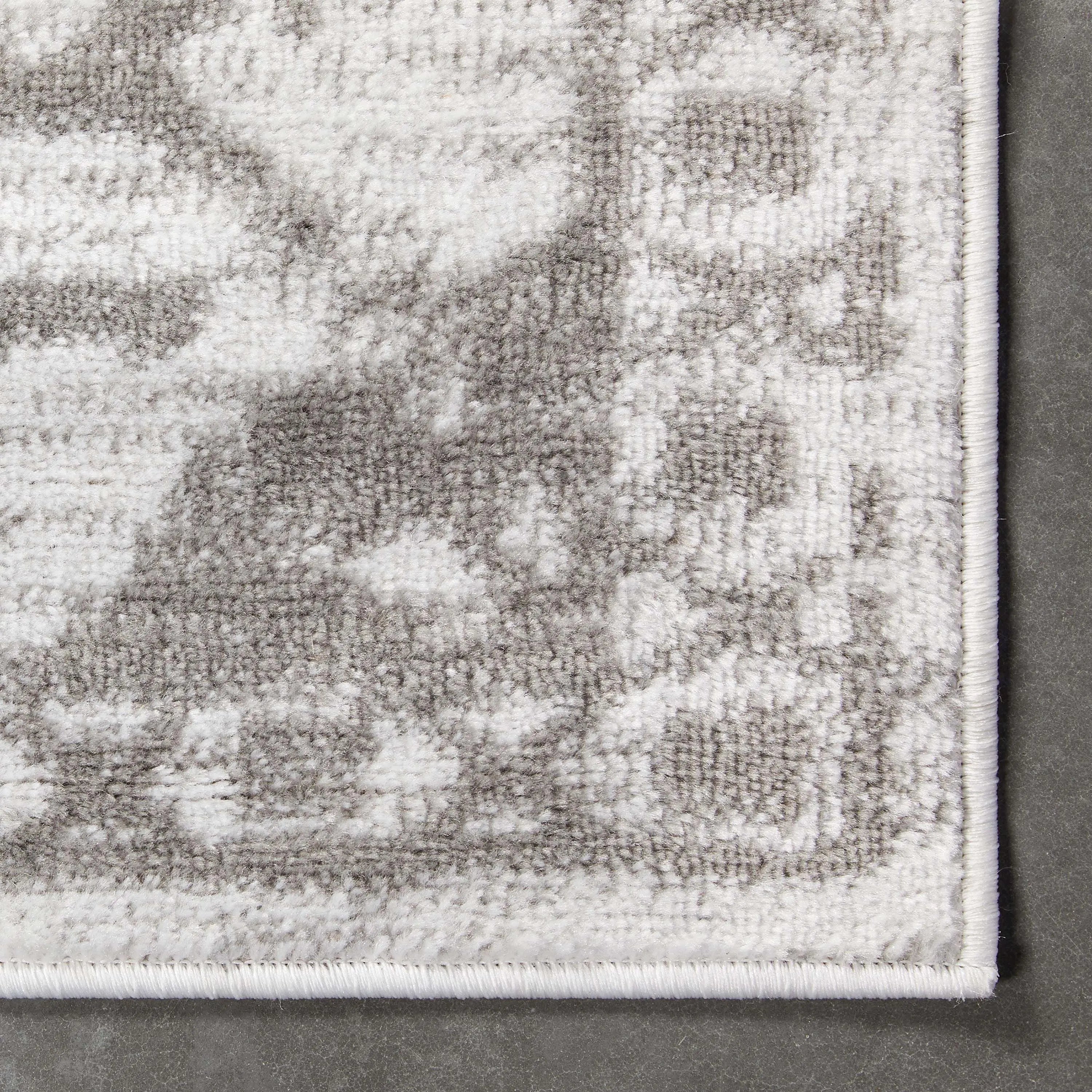 Disa Vintage Medallion Cream Soft Rug By Chill Rugs、mySite、gigharbornorthrealestate