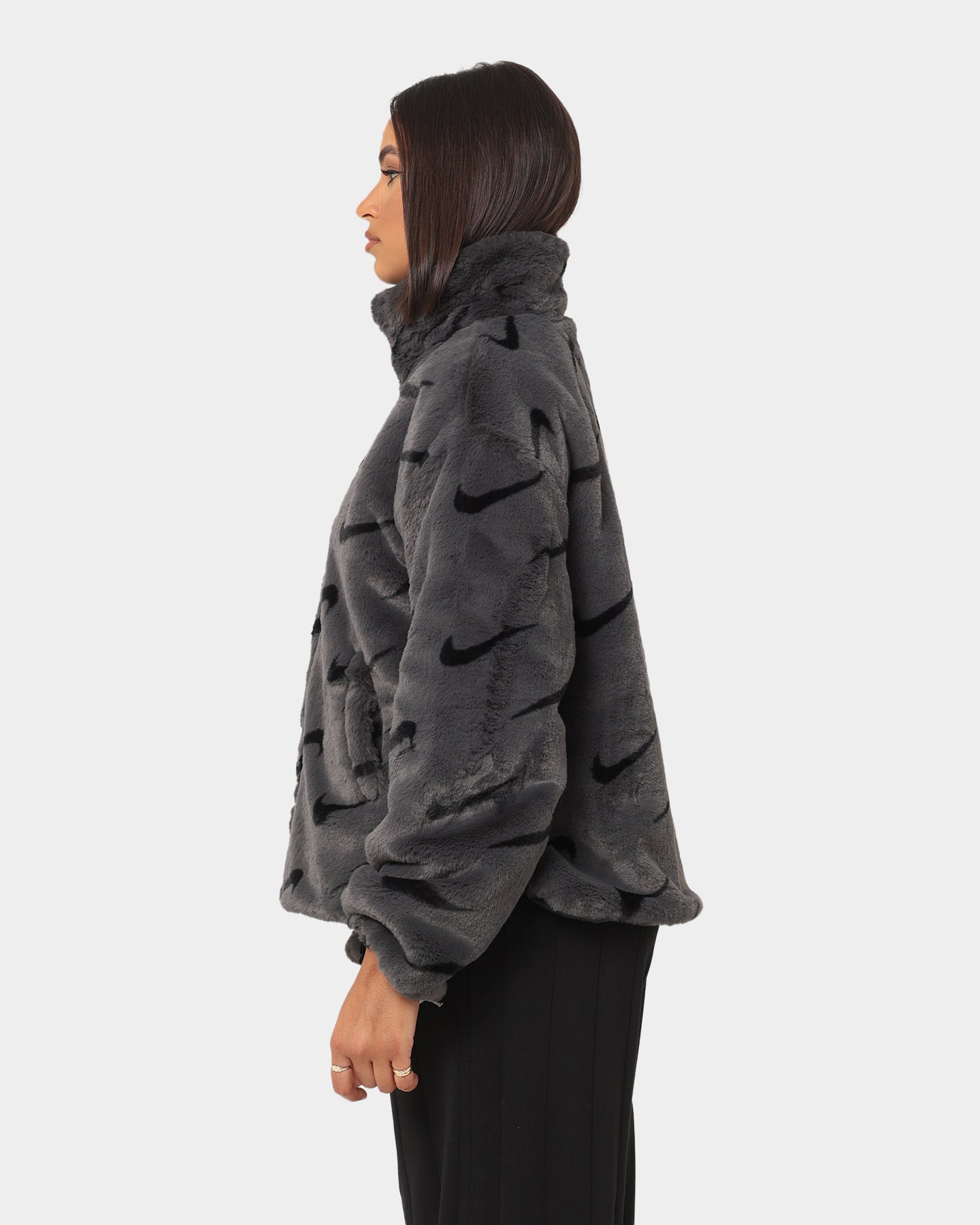 Nike Women's Nike Sportswear Faux Fur All Over Print Jacket Dark Smoke Grey/Black、mySite、zt4zffjzw