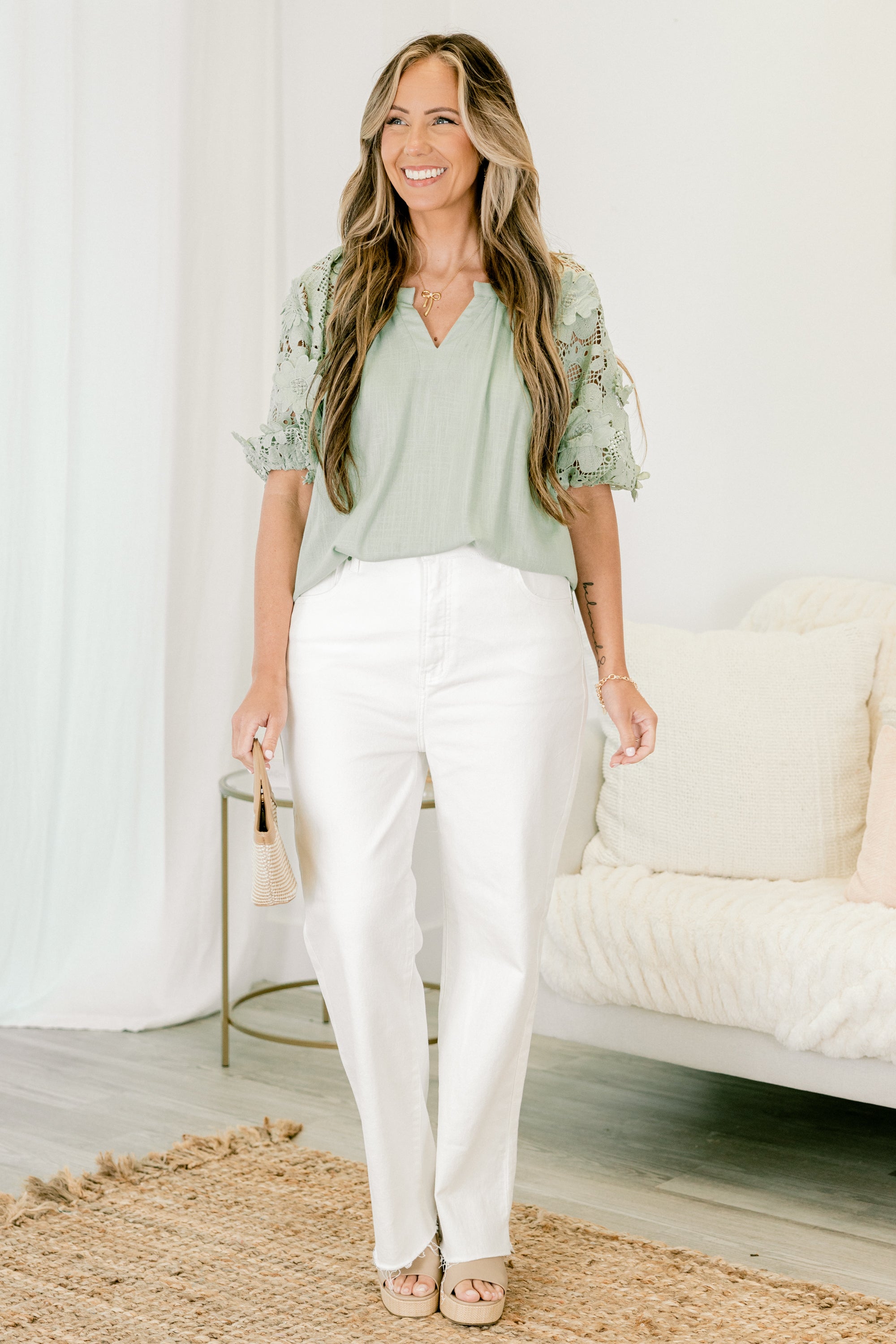  As She Pleases Jeans, White、mySite、justintrudeaud