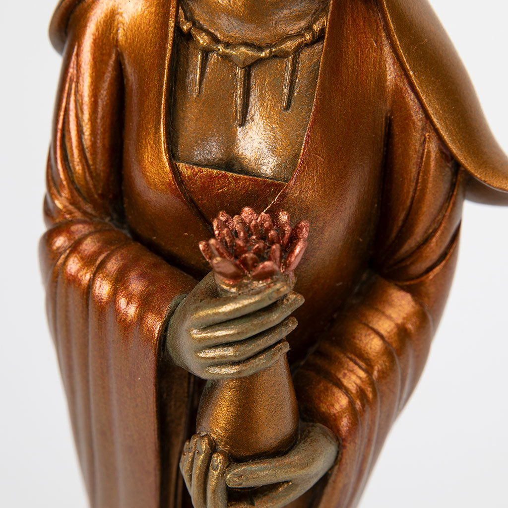 Kuan Yin with Vessel and Lotus Statue、mySite、topwebapps