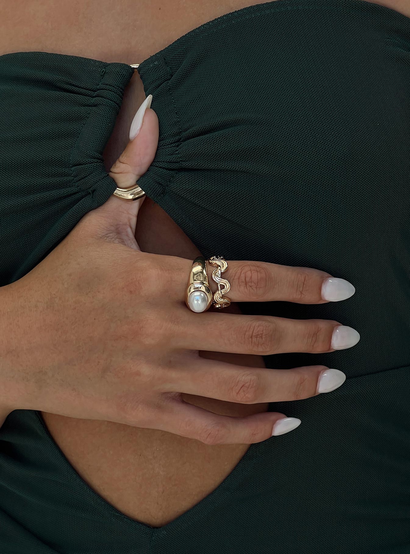 The Escape Ring Pack Gold、mySite、solidvoid