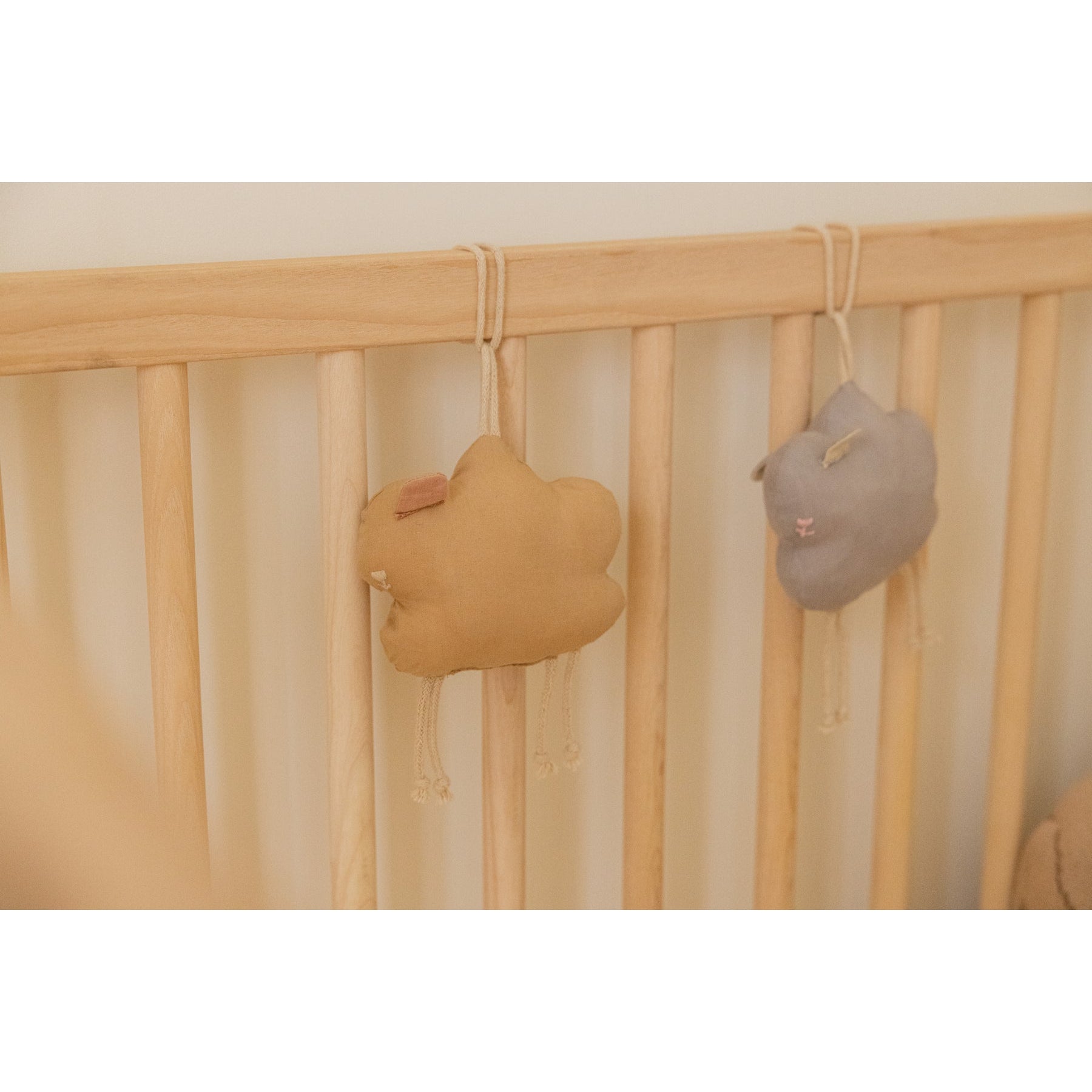 Little Sheep Set of 3 Rattle Toy Hangers、mySite、gigharbornorthrealestate