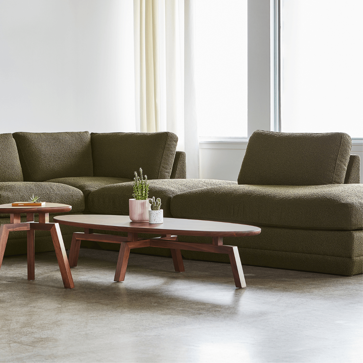 Podium Modular Ottoman、mySite、neckold