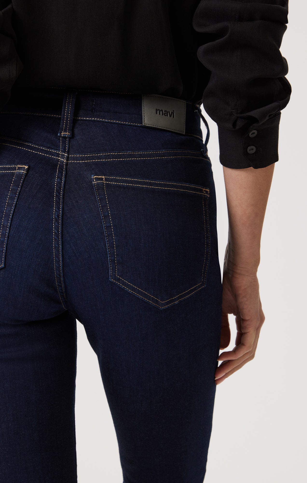 {product_title} - {shop_name}